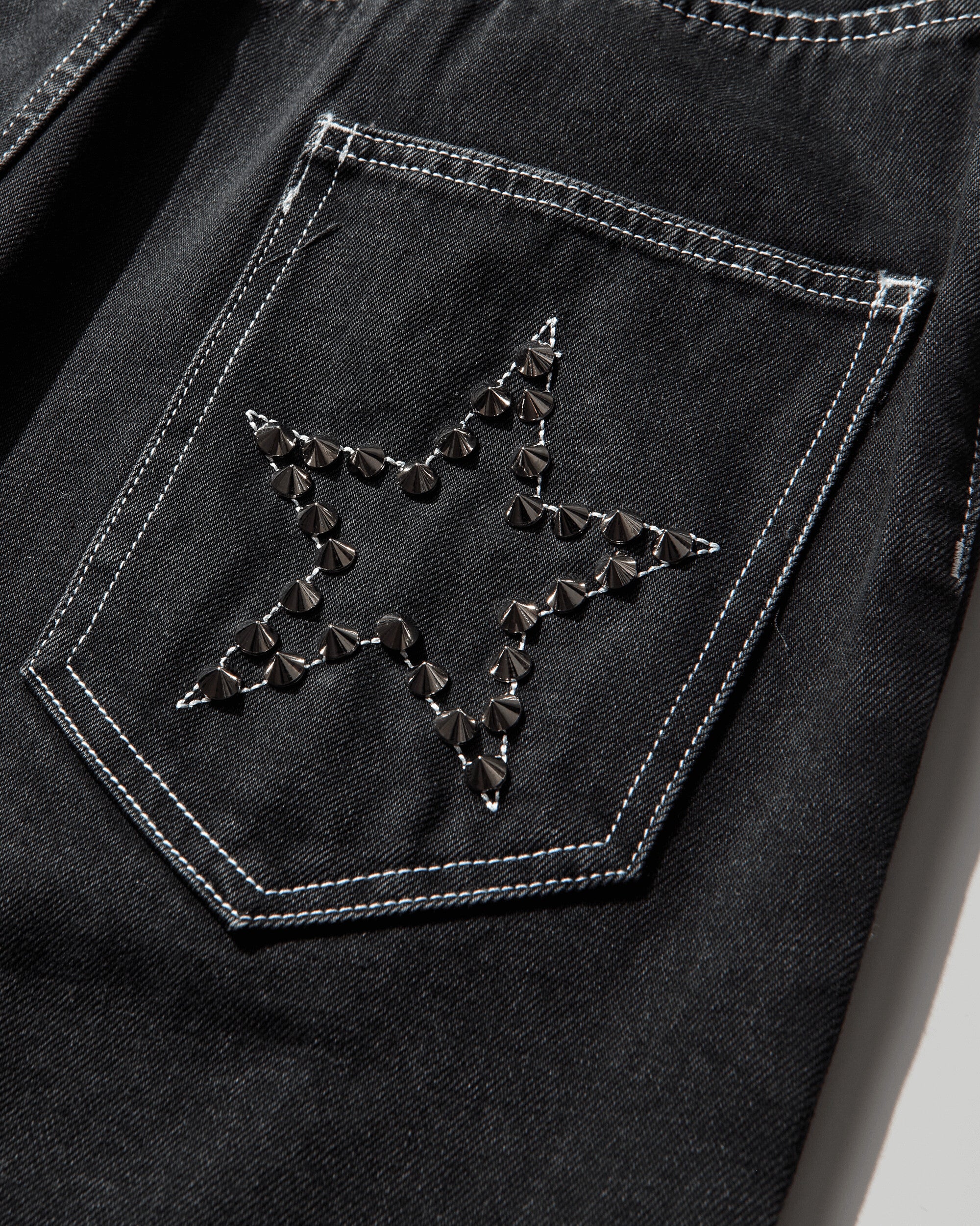 Nii Hai Wmns Baggy Jeans In Grey Wash With Studs Black Pants Denim AW23TRSBDBJ SPK