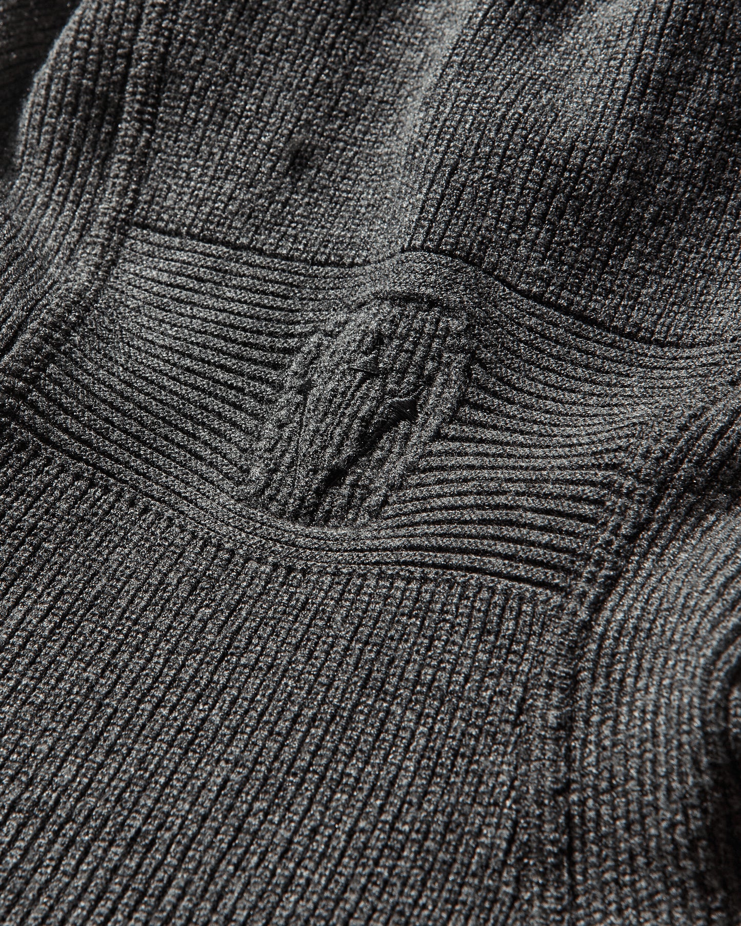 Nike M Nrg Nocta Code Neck Warmer Dark Grey Gloves and Scarves Scarves and Warmneck HQ4487-021