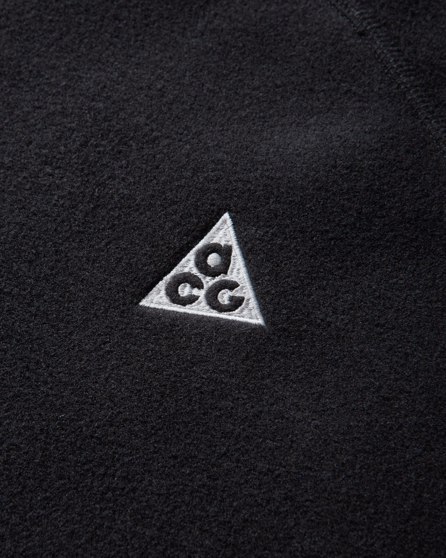 Nike U Acg Wolf Tree Fz Jkt Black/Black/Black/Summit White Coats and Jackets Fleece Jackets IF0964-010