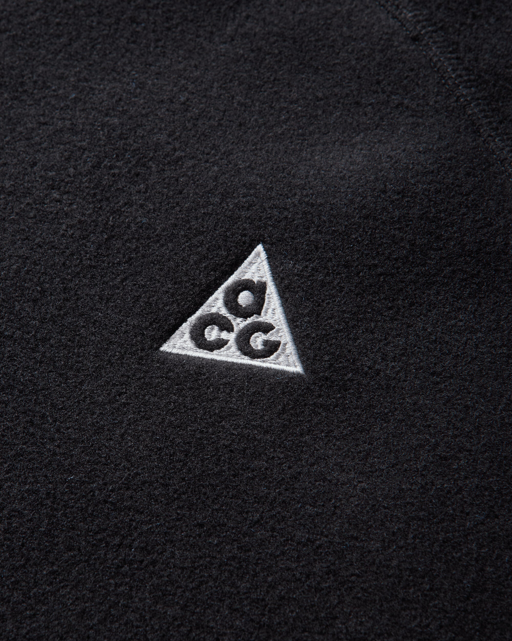 Nike U Acg Wolf Tree Fz Jkt Black/Black/Black/Summit White Coats and Jackets Fleece Jackets IF0964-010