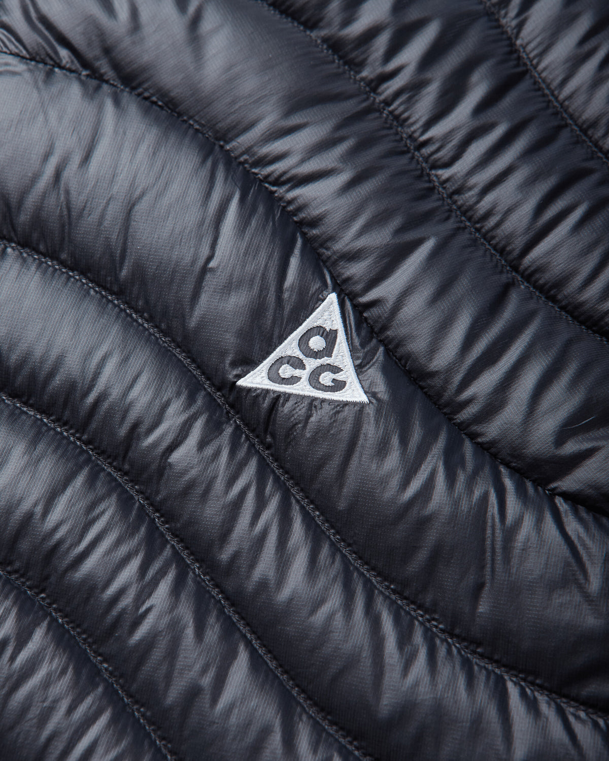 Nike Acg Lava Flow Black/Summit White Coats and Jackets Jackets IO9003-010