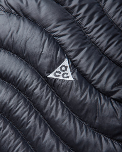 Nike Acg Lava Flow Black/Summit White Coats and Jackets Jackets IO9003-010