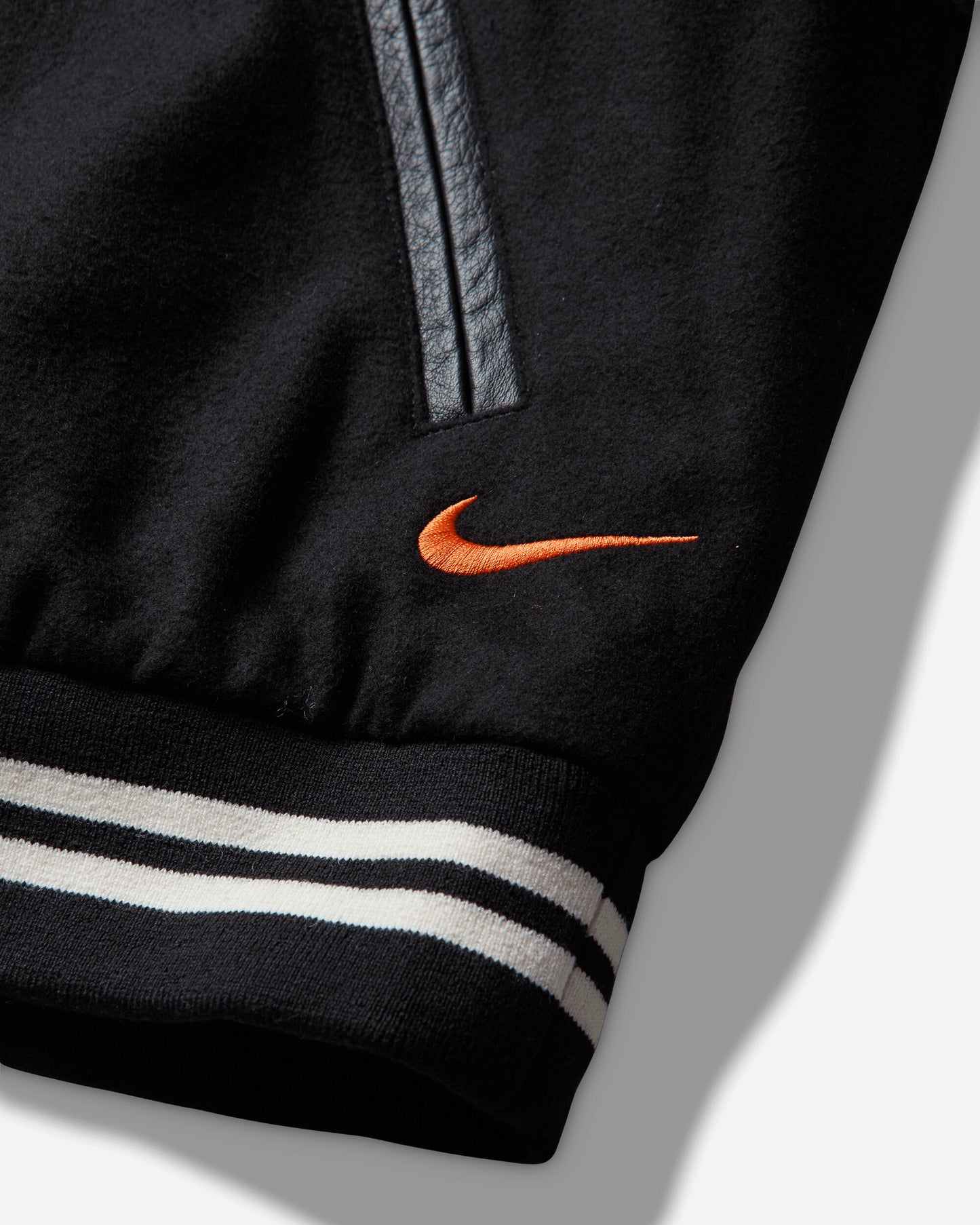 Nike M Nk Ymh Destroyer Jkt Black/Black/Safety Orange Coats and Jackets Jackets IO1670-010
