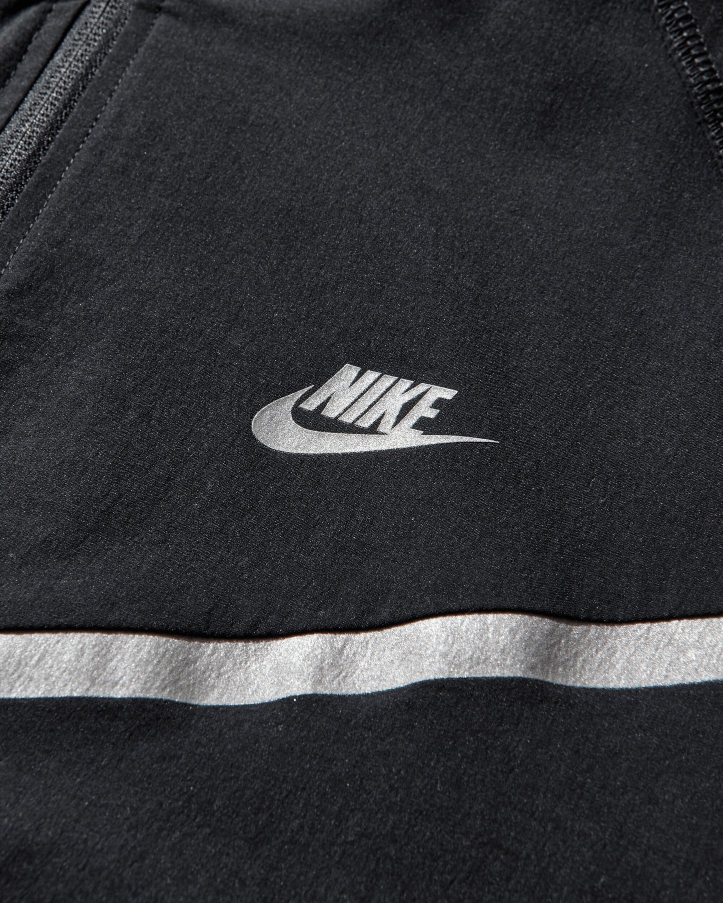 Nike M Nrg Tch Wvn Wr Fz Jkt Rf Black Coats and Jackets Jackets IM7246-010