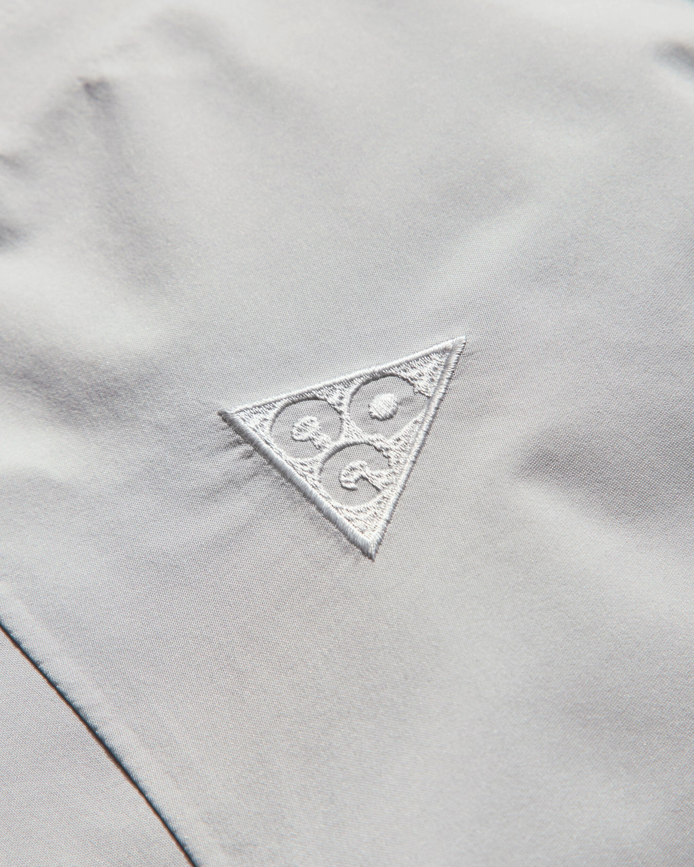 Nike U Acg Sfadv Msry Rdge Jkt Gore Phantom/Smokey Blue Coats and Jackets Jackets FV8641-030