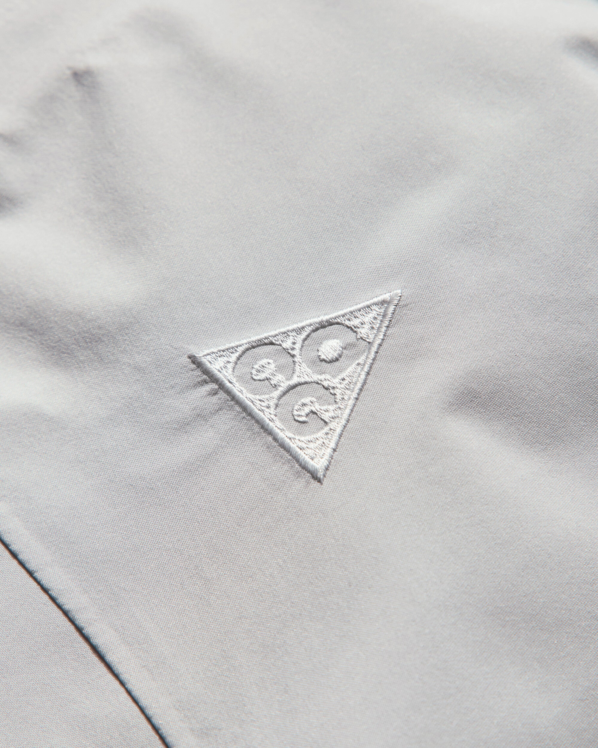 Nike U Acg Sfadv Msry Rdge Jkt Gore Phantom/Smokey Blue Coats and Jackets Jackets FV8641-030