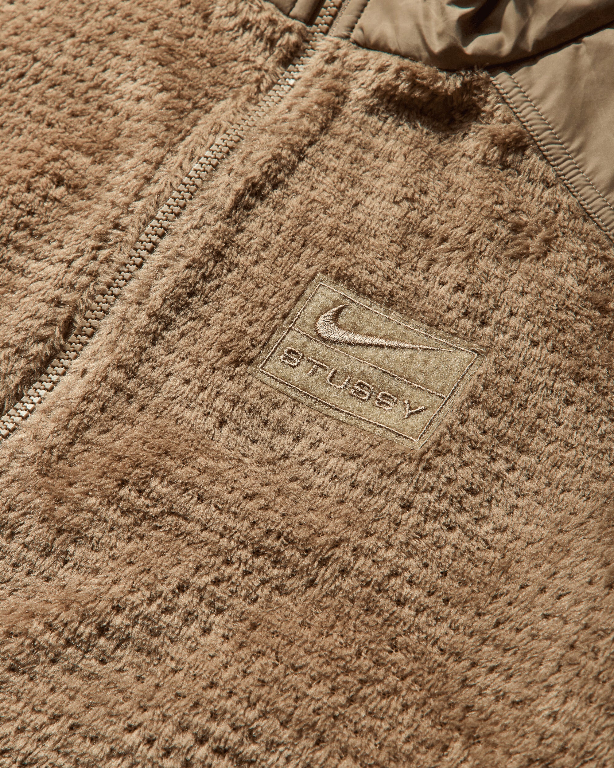 Nike U Nrg Stussy Tctle Lftd Fz Pinenut Coats and Jackets Jackets HQ8524-223