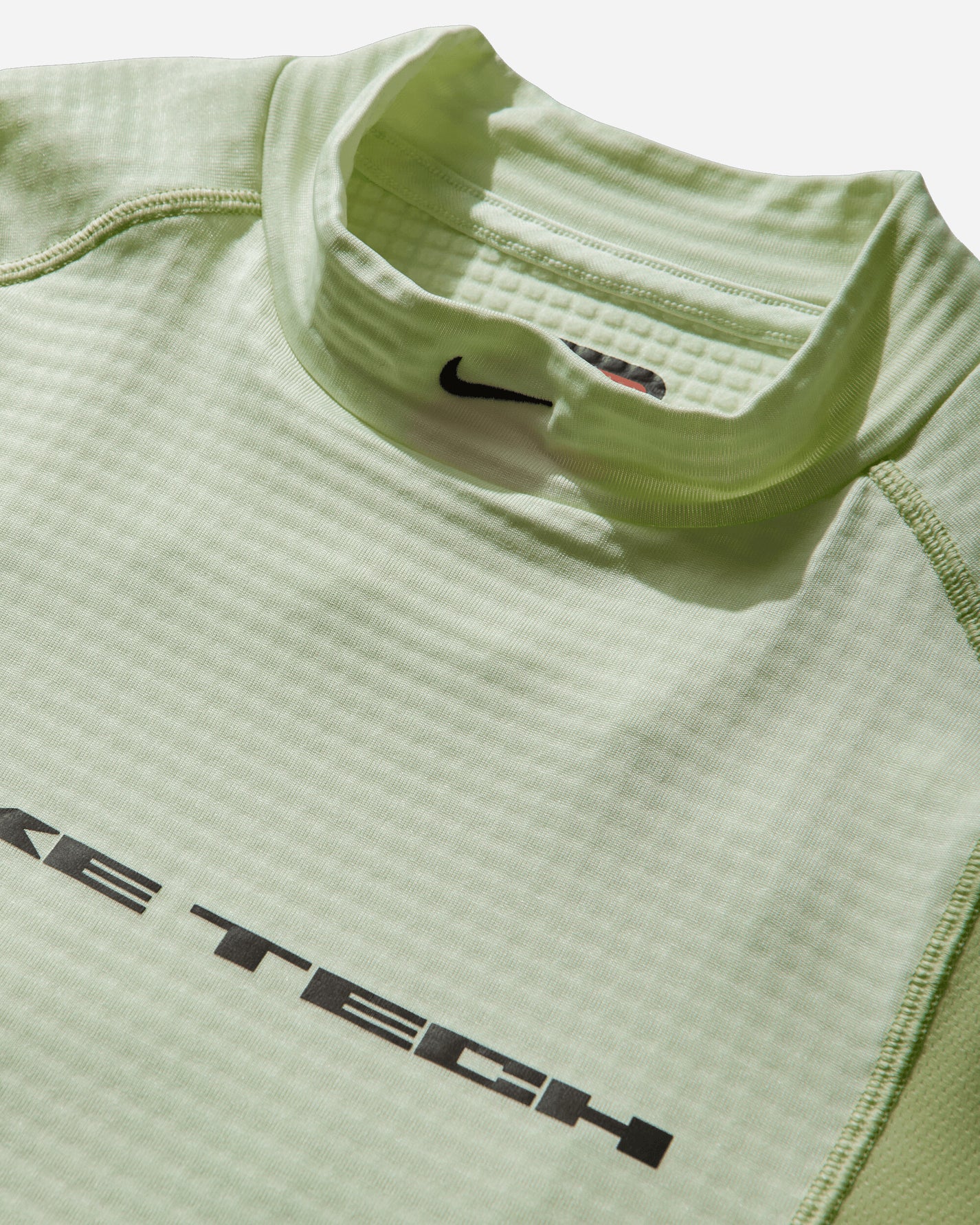 Nike Nike Tech Men's Base Layer Long Sleeve Top Volt Tint/Lt Liquid Lime/Black T-Shirts Longsleeve HV1405-709