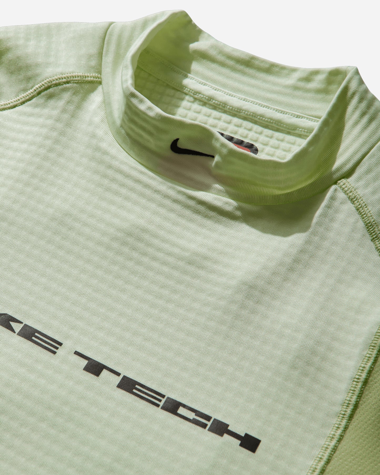 Nike Nike Tech Men's Base Layer Long Sleeve Top Volt Tint/Lt Liquid Lime/Black T-Shirts Longsleeve HV1405-709