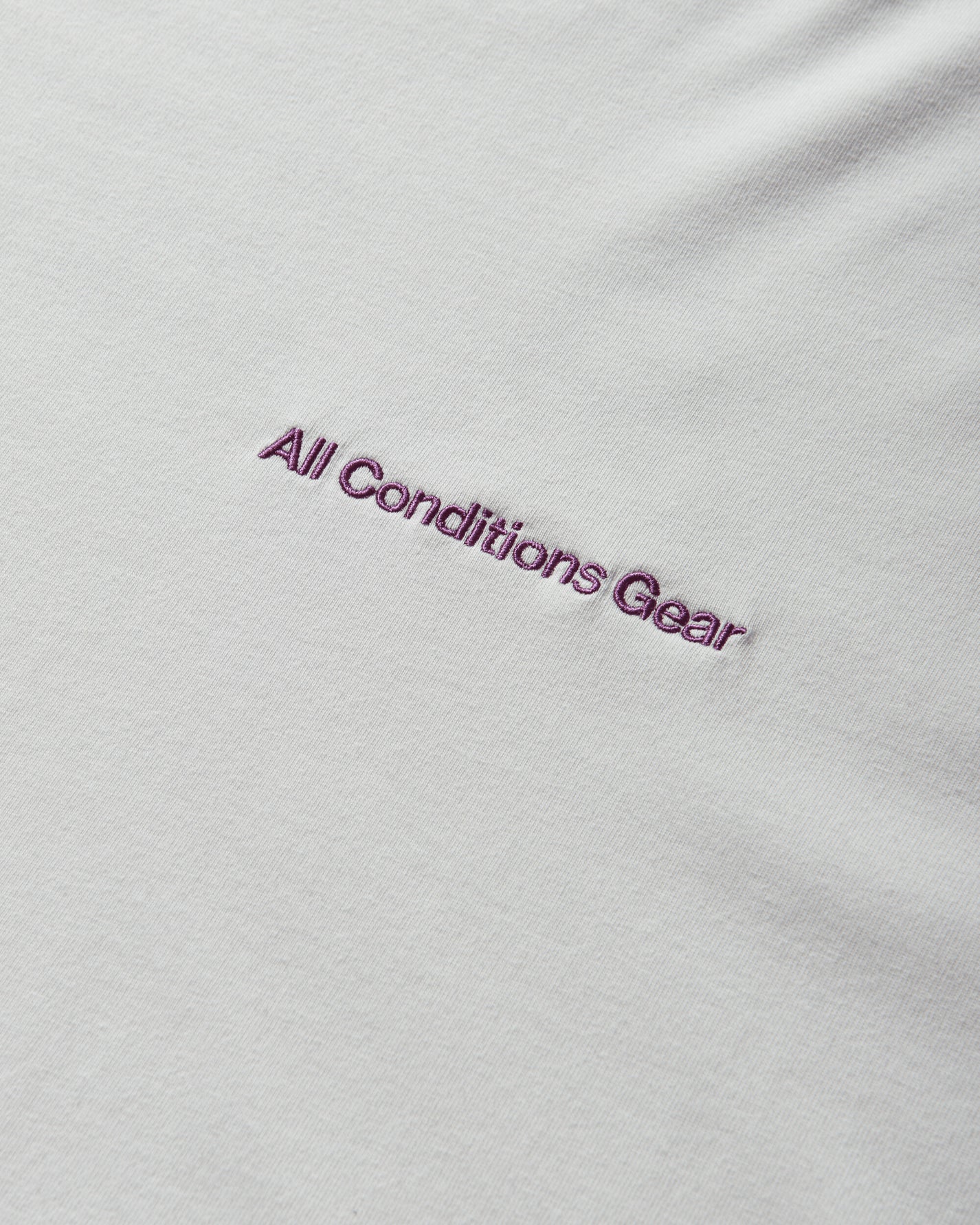 Nike M Acg Df Tee Lse Mbr lt Summit White T-Shirts Shortsleeve IR6985-121