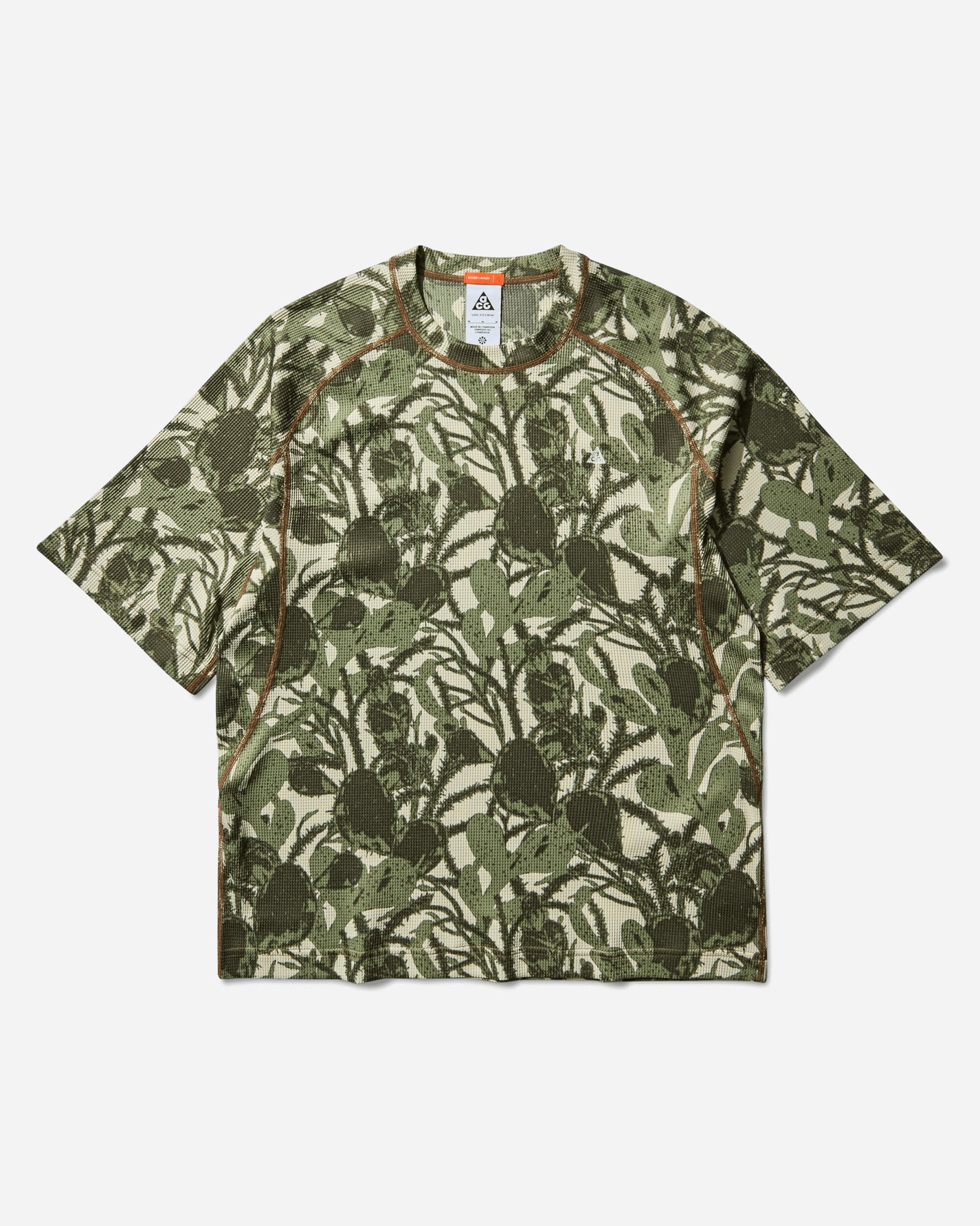 Nike M Acg Dfadv Chinati Ss Aop Lt Khaki/Cargo Khaki T-Shirts Shortsleeve HV0587-229