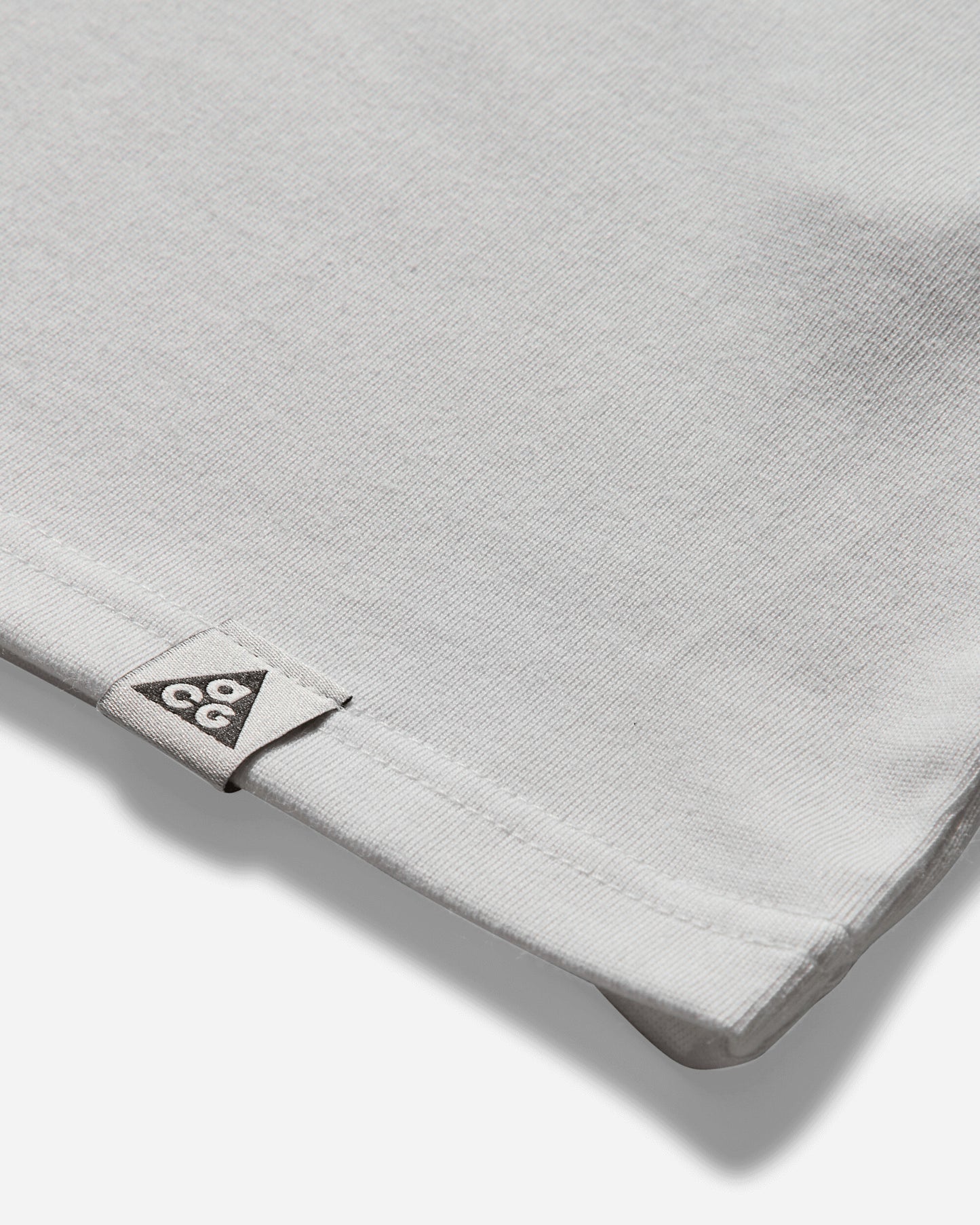 Nike M Acg Tee Oc Scorpion Summit White T-Shirts Shortsleeve HV1290-121