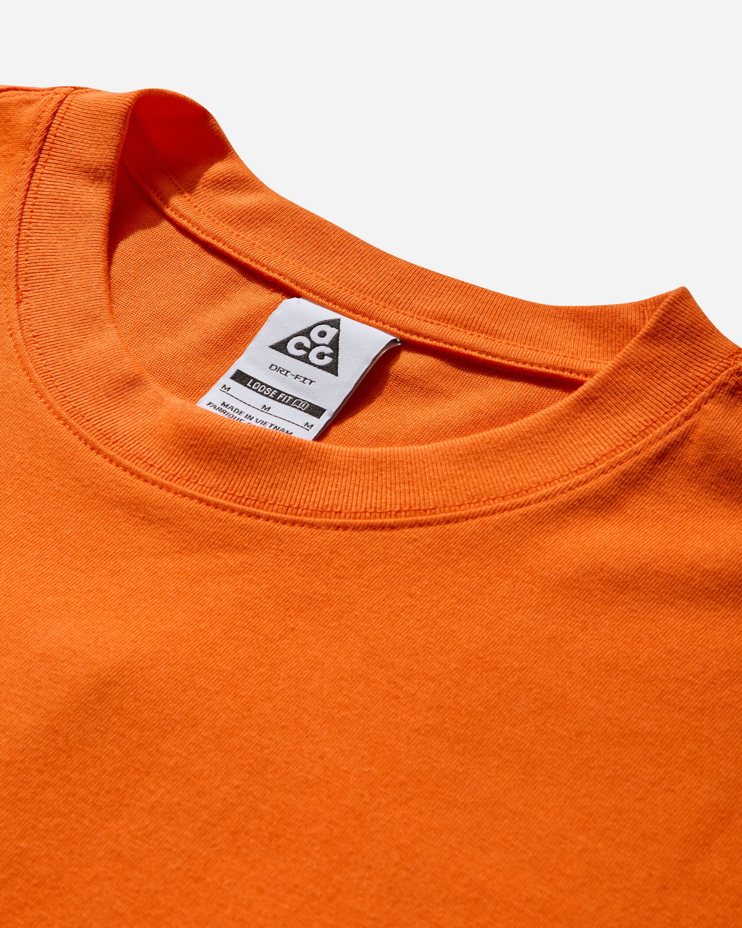 Nike M Nrg Acg Ss Tee Lbr Lungs Safety Orange T-Shirts Shortsleeve DQ1815-819