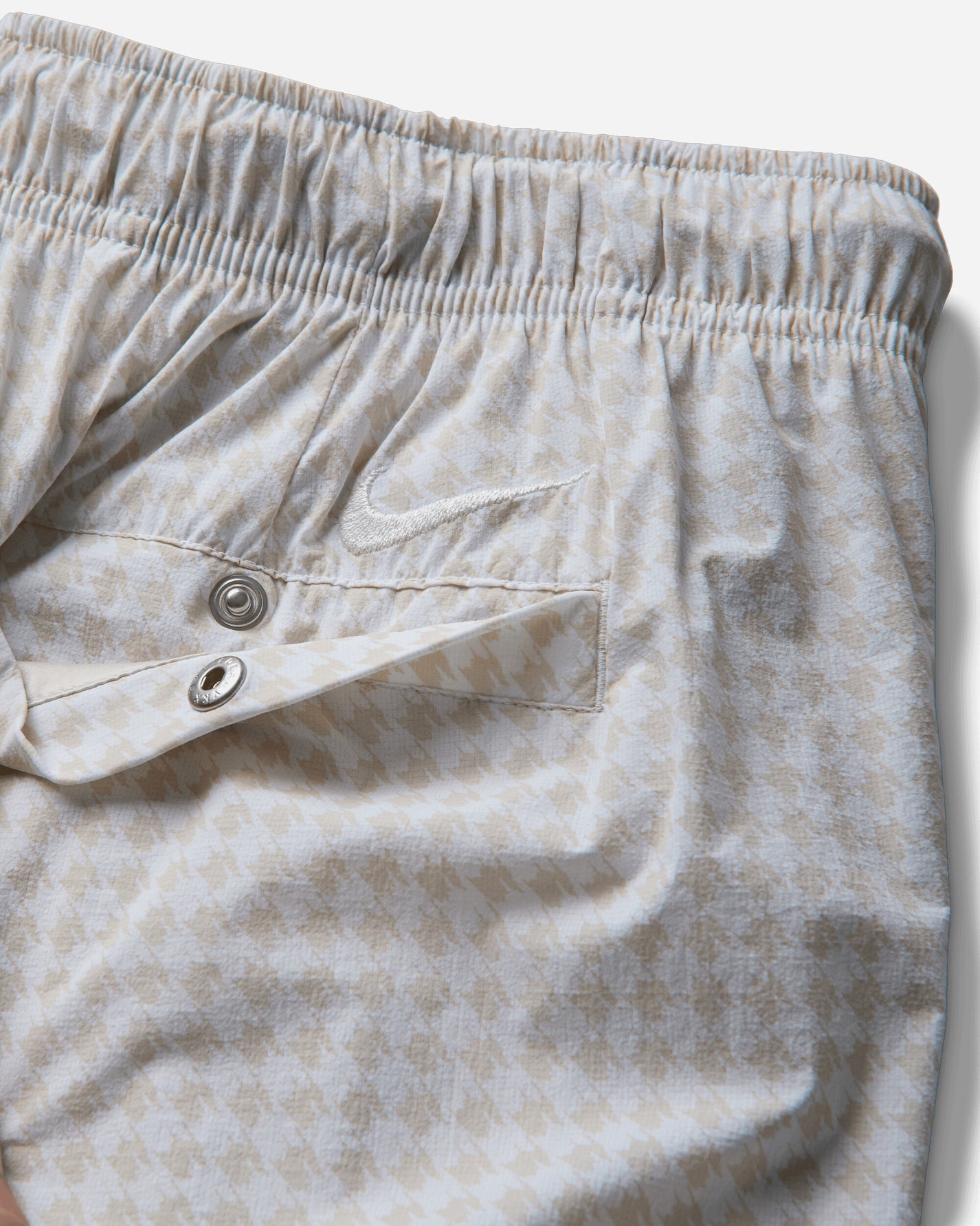 Nike M Nk Club Rules Sun Pant Aop Summit White/Lt Orewood Brn Pants Sweatpants IQ8451-121