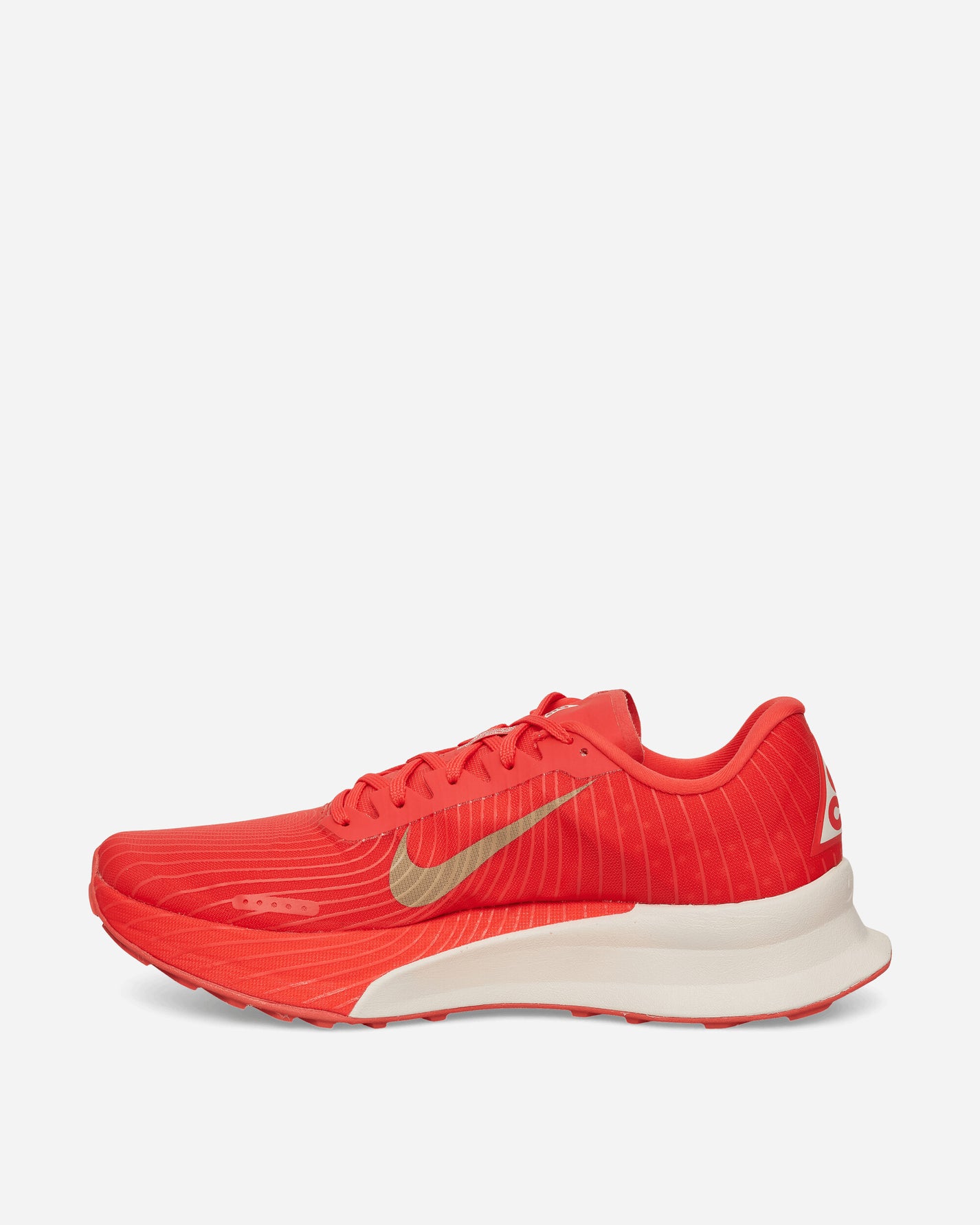 Nike Nike Acg Ultrafly Trail Lt Crimson/Linen Sneakers Low HF5668-600