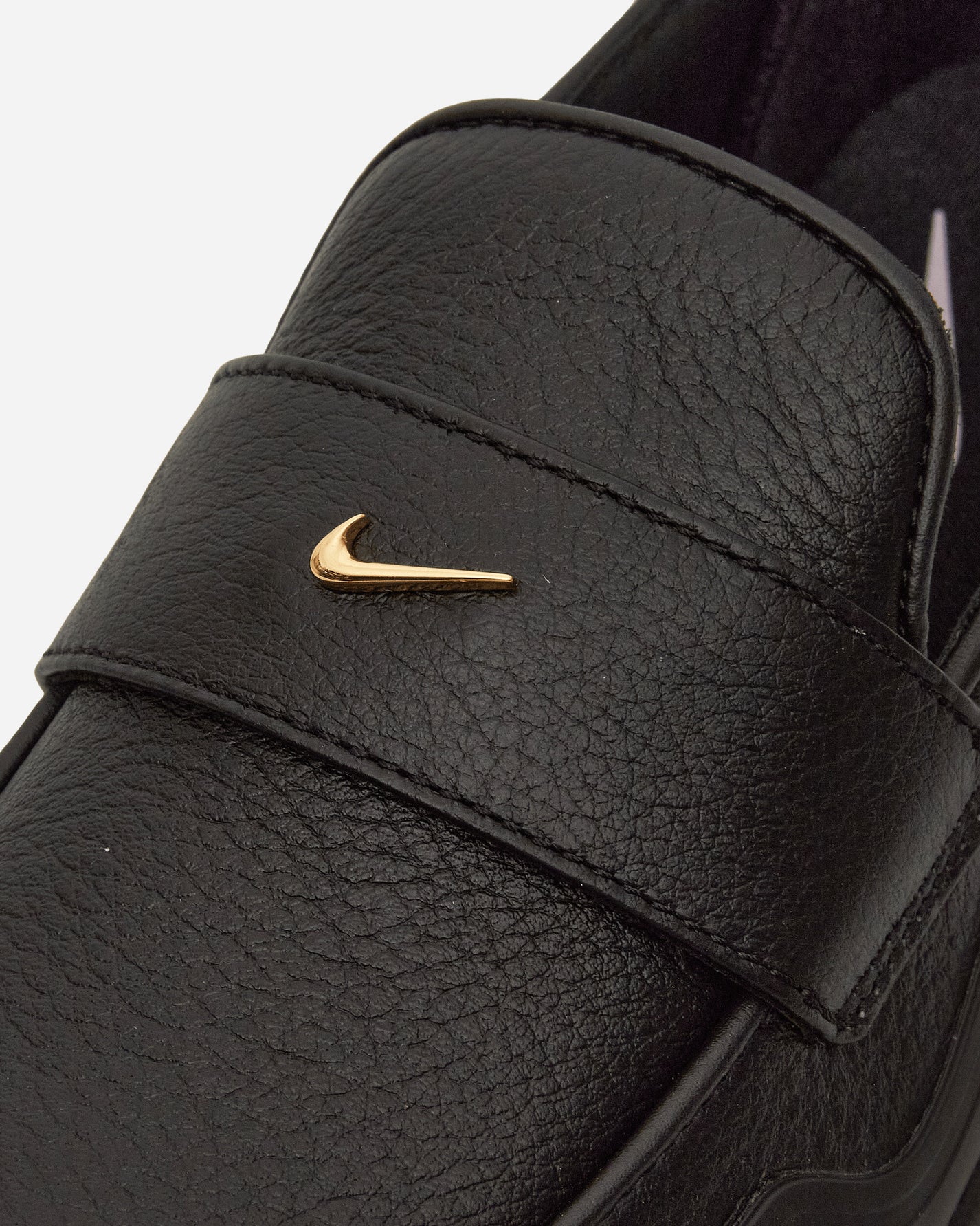 Nike Nike Air Max Phenomena Women's Shoes Black/Metallic Gold-Smoke Grey Sneakers Low IM8814-001