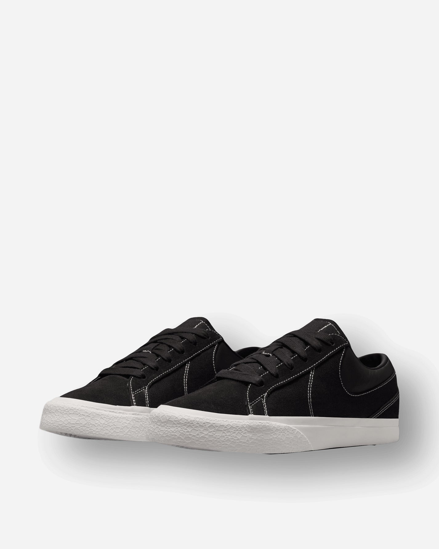 Nike Nike Blazy Black/Sail/White Sneakers Low IM2523-001