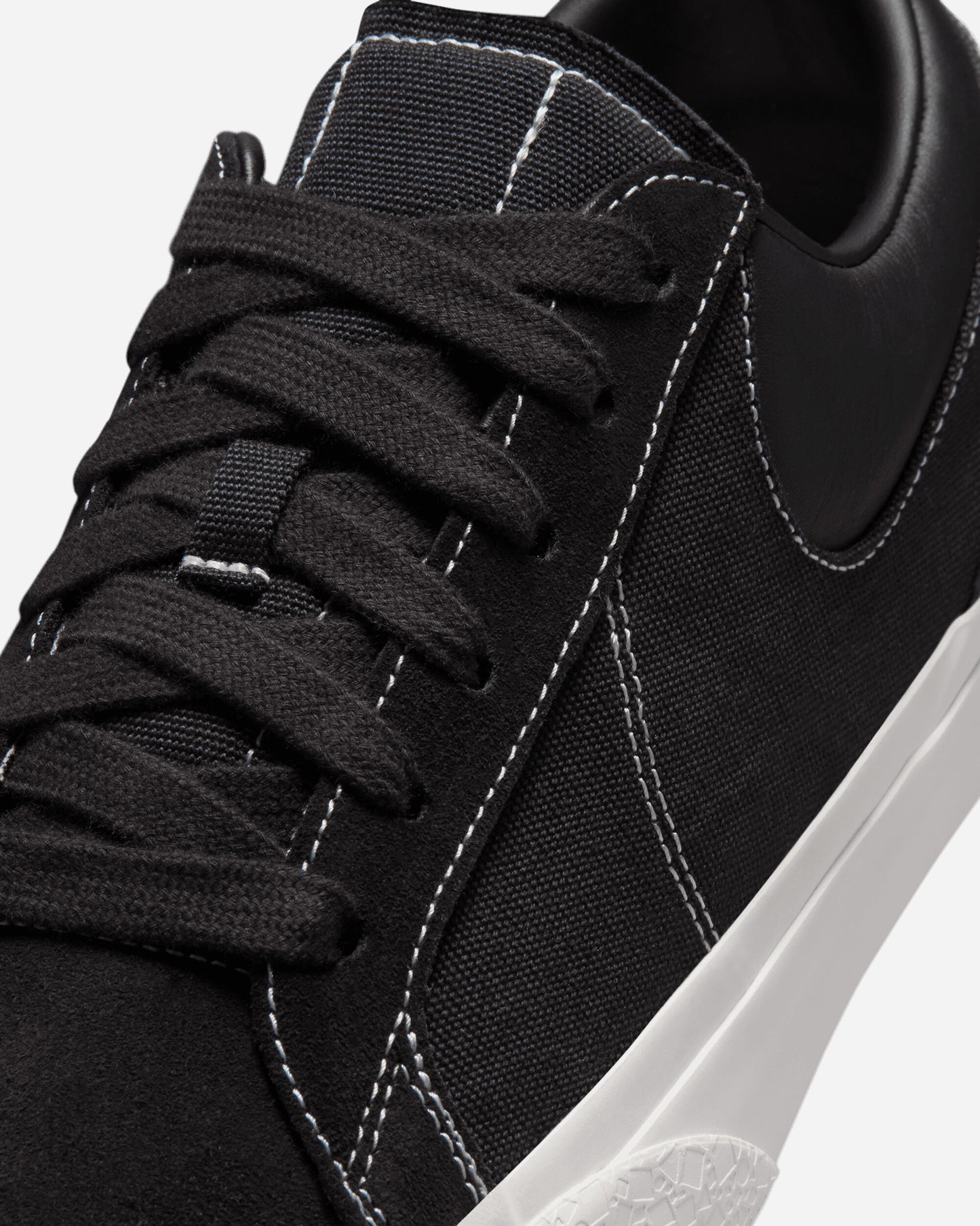 Nike Nike Blazy Black/Sail/White Sneakers Low IM2523-001