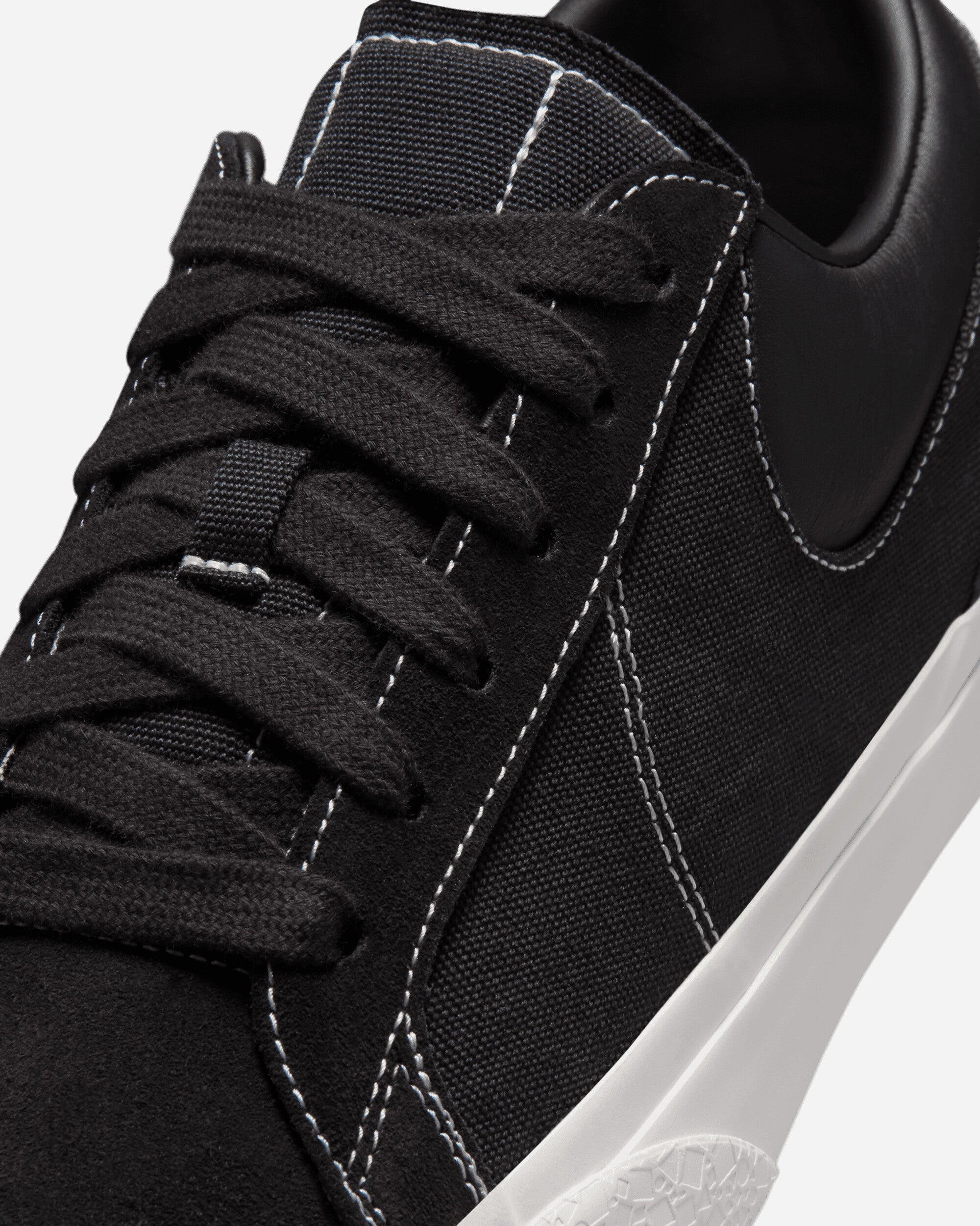 Nike Nike Blazy Black/Sail/White Sneakers Low IM2523-001