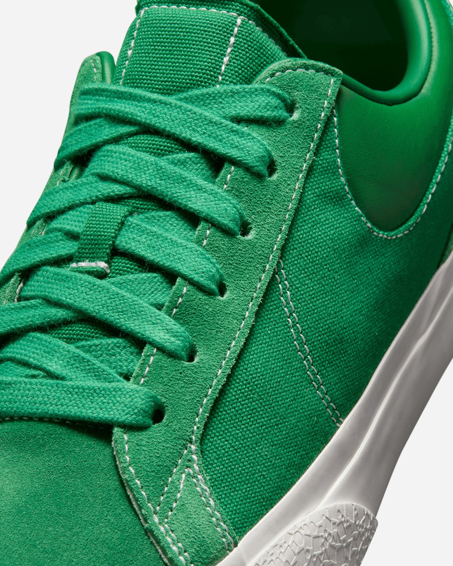 Nike Nike Blazy Pine Green/Sail/White Sneakers Low IM2523-300