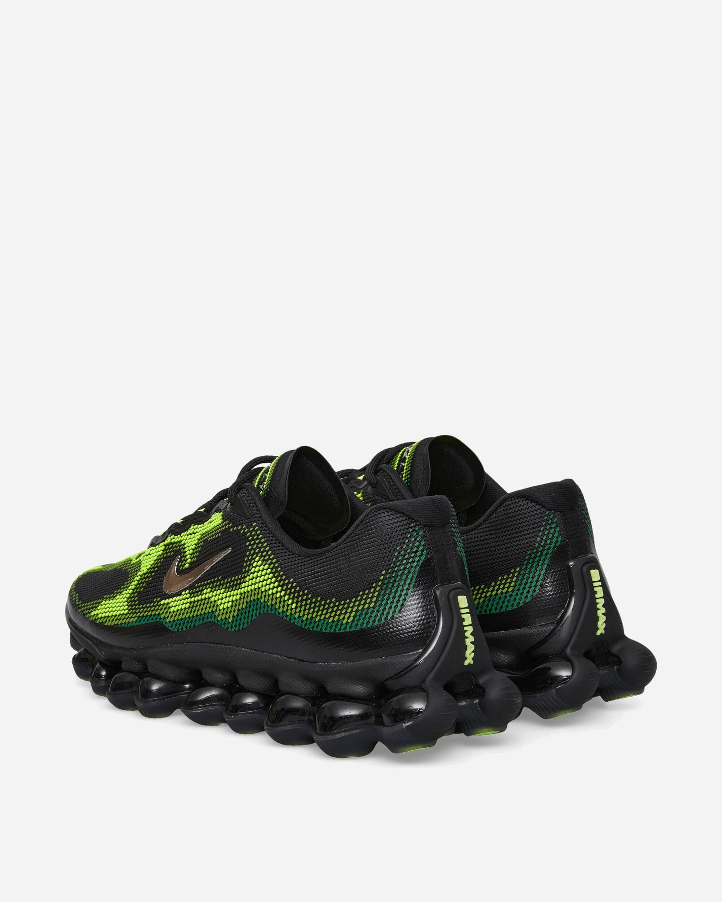Nike Nike Liquid Max Black/Chrome-Green/Apple Sneakers Low IQ7634-001