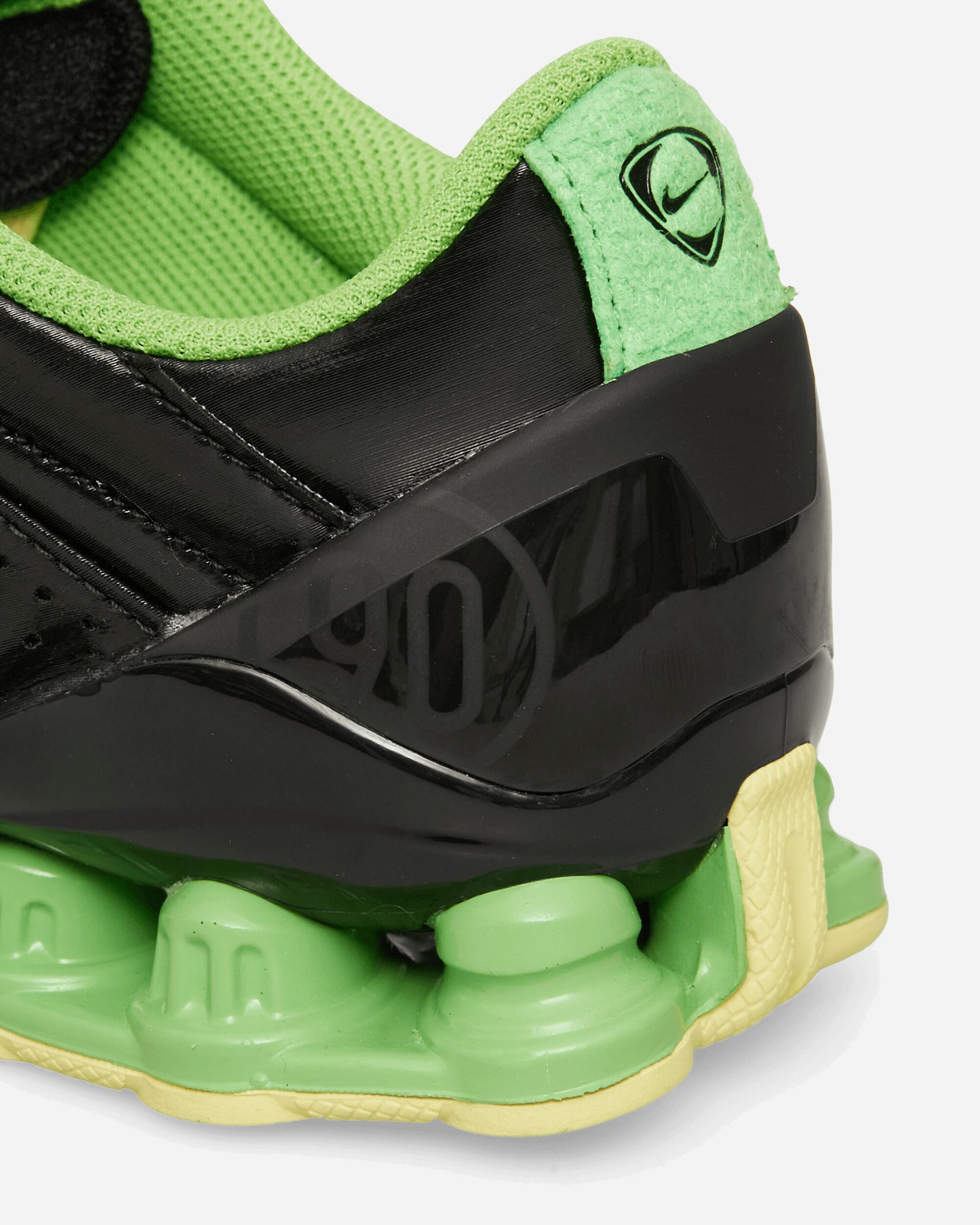 Nike Nike Total 90 Shox Magia Black/Green/Yellow/Black Sneakers Low IR8176-002