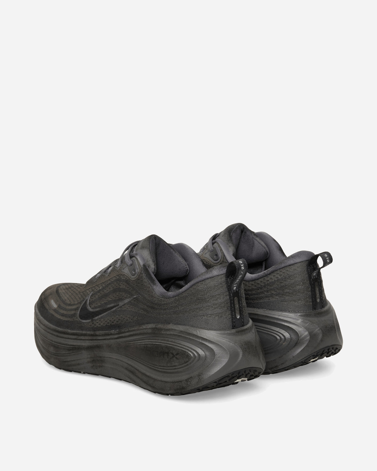 Nike Nike Vomero Plus Run In Berlin Iron Grey/Off Noir/Smoke Grey Sneakers Low IU5067-068