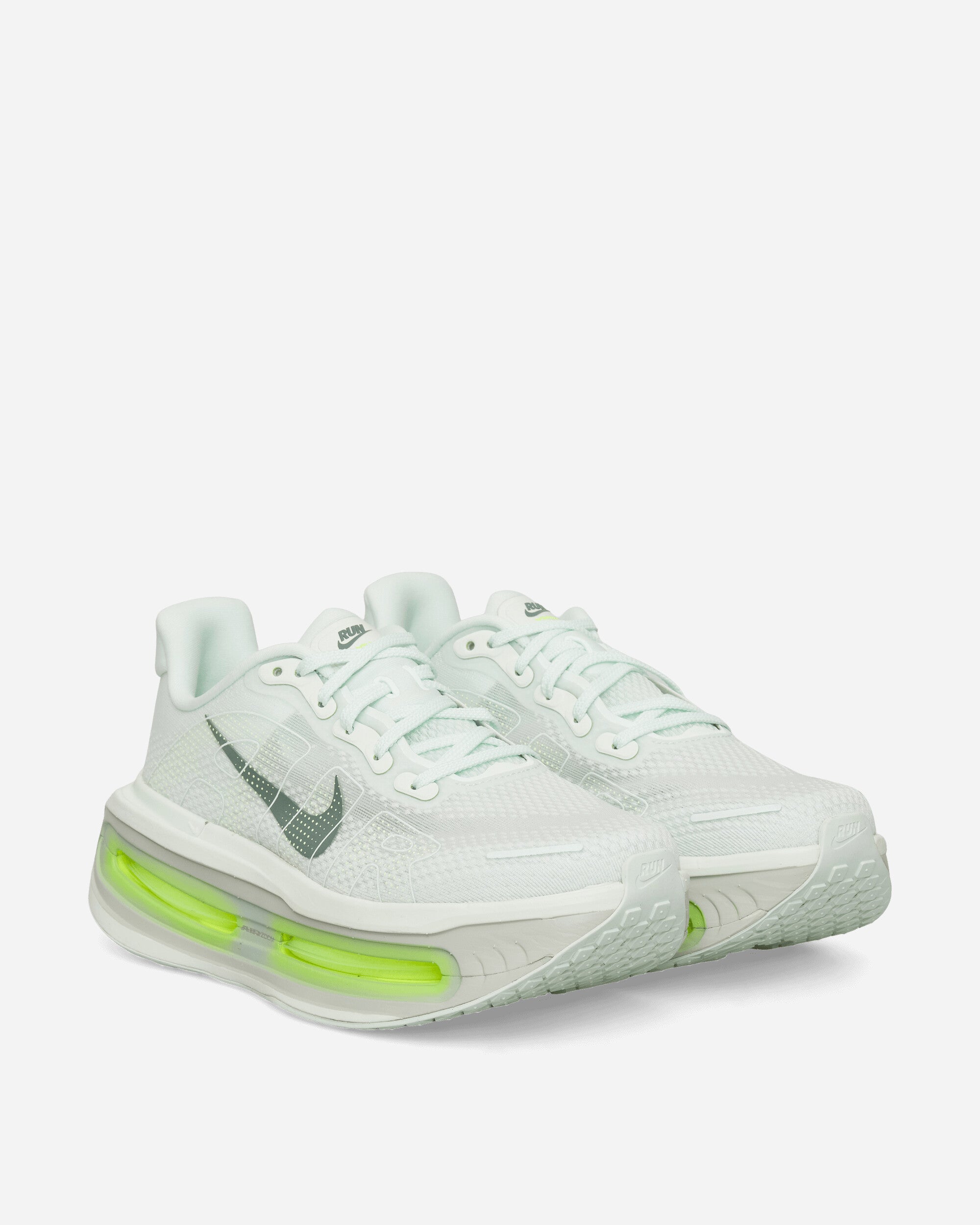Nike Nike Vomero Premium Barely Green/Clay Green-Barely Sneakers Low HQ2050-300