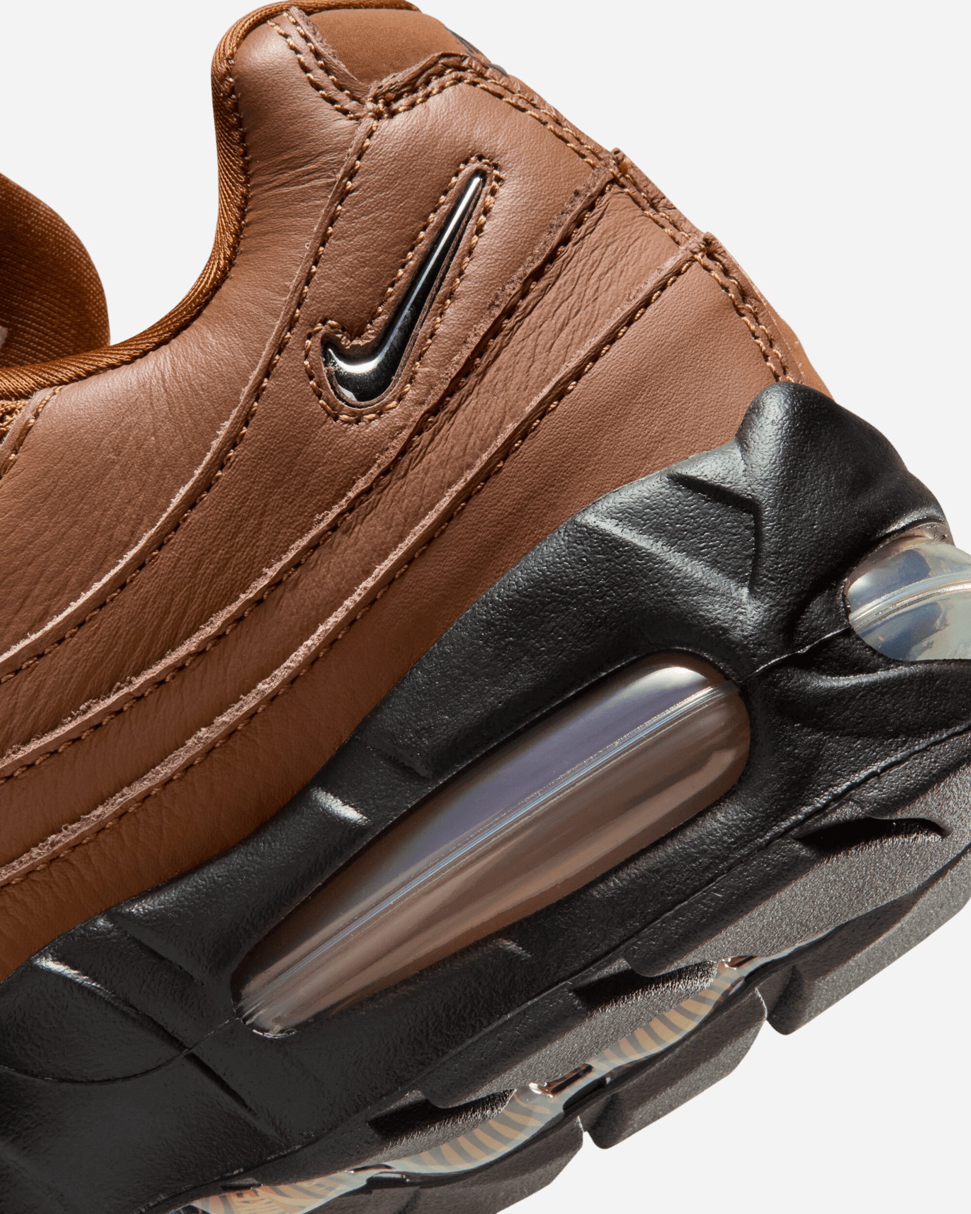 Nike W Nike Air Max 95 Big Bubble Lt British Tan/Flax/Velvet Bro Sneakers Low IH1413-200