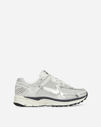 Nike W Nike Zoom Vomero 5 Photon Dust/Chrome Sneakers Low FD0884-025