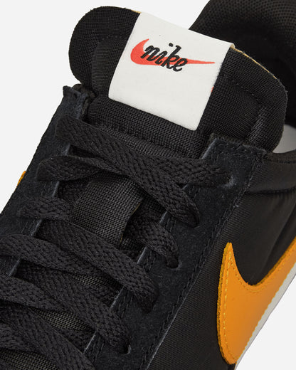 Nike Waffle Racer Black/Univ Gold/Sail Sneakers Low IM8658-003