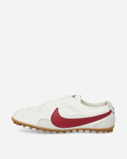 Nike Wmns Nike Moon Racer Summit White/Team Crimson Sneakers Low II0407-100