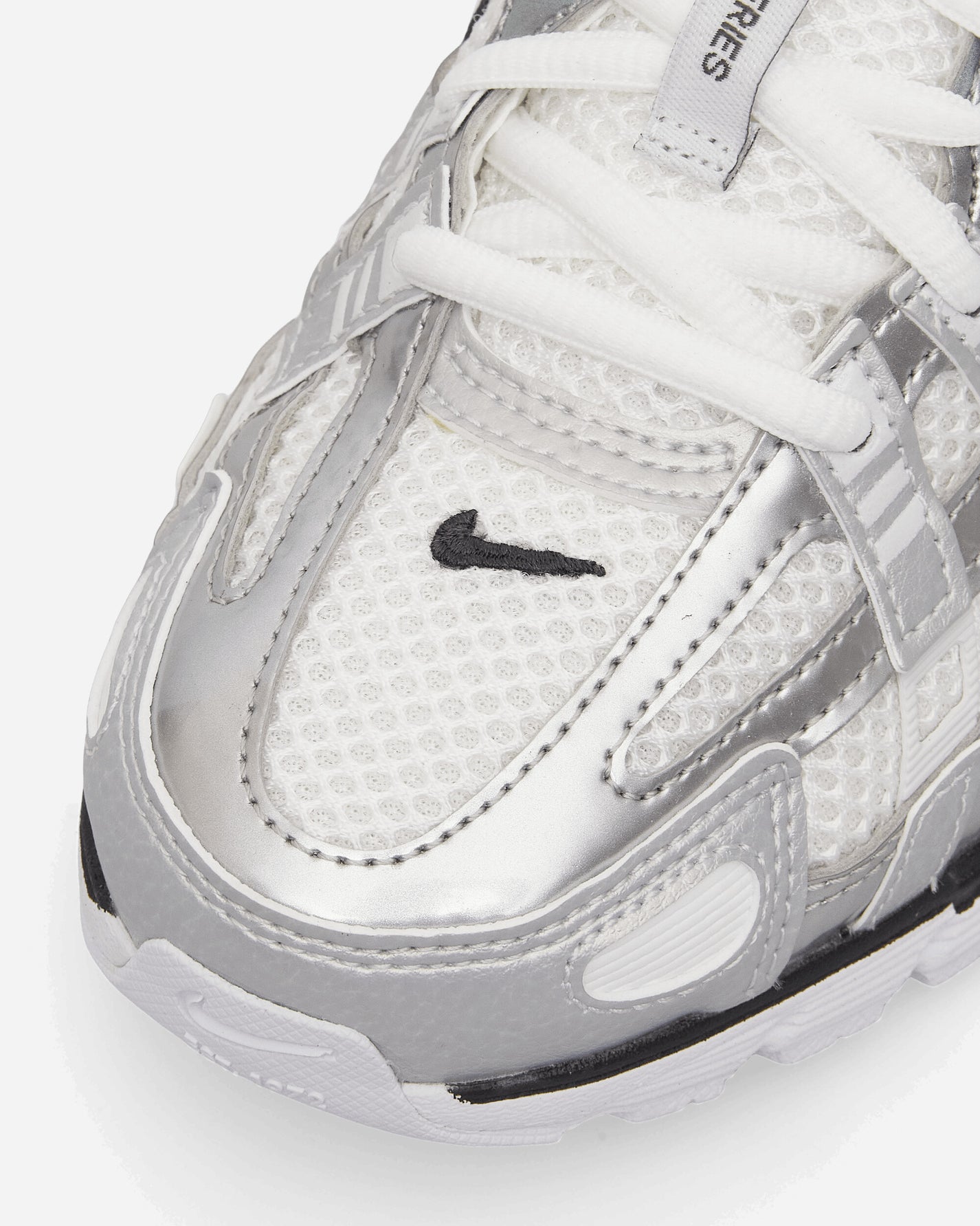 Nike Wmns Nike P 6000 White/Off White/Dk Smoke Grey Sneakers Low IM9013-100