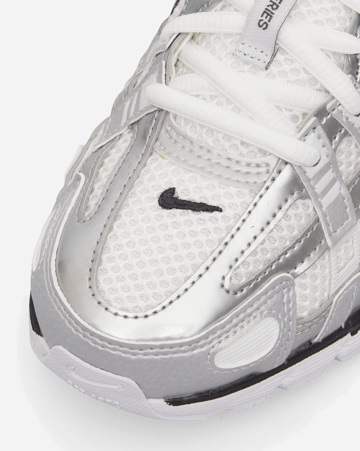 Nike Wmns Nike P 6000 White/Off White/Dk Smoke Grey Sneakers Low IM9013-100