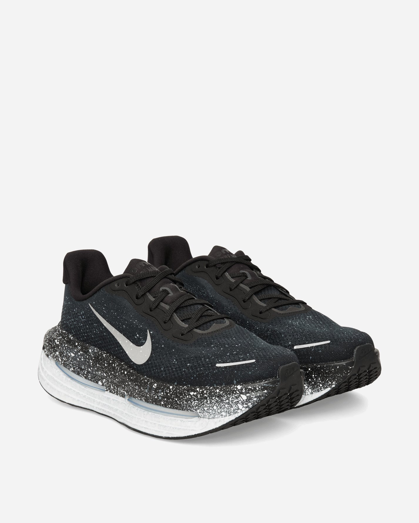 Nike Wmns Nike Vomero Premium Black/Metallic Silver/White Sneakers Low IU2827-001