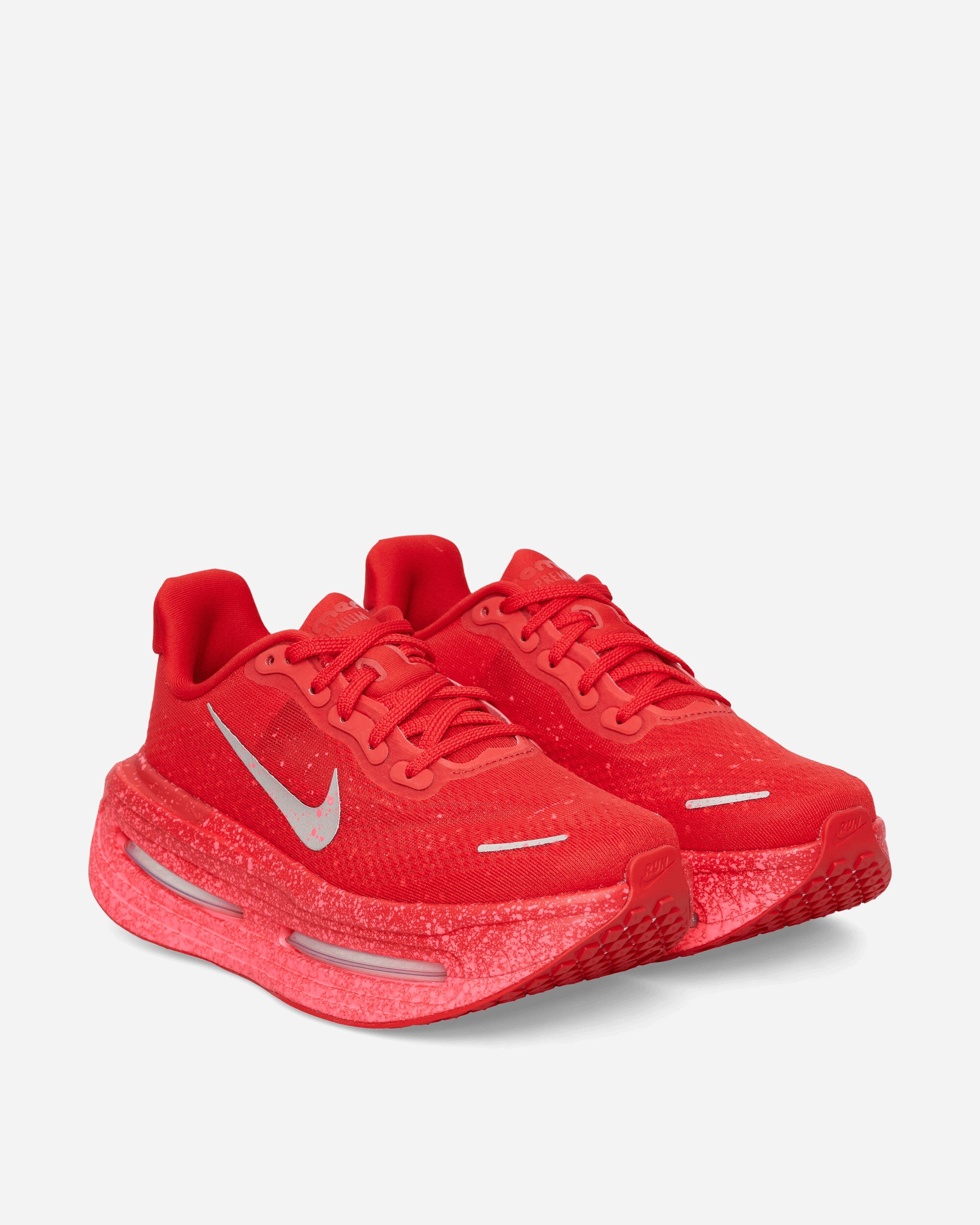Nike Wmns Nike Vomero Premium University Red/Metallic Silver Sneakers Low IU2827-600