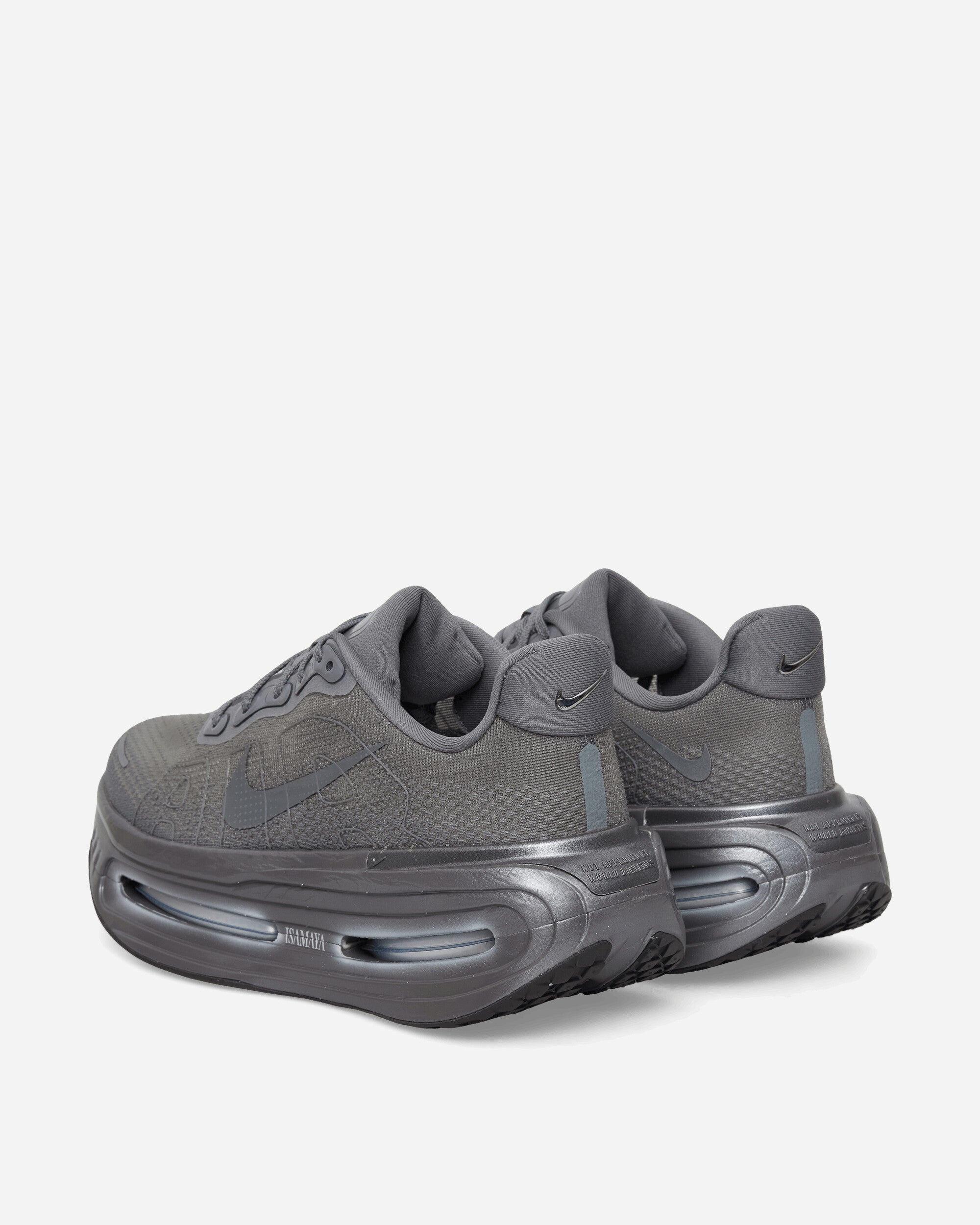 Nike Wmns Nike Vomero Premium X Isamaya Ffrench Smoke Grey/Smoke Grey Sneakers Low IR1988-084