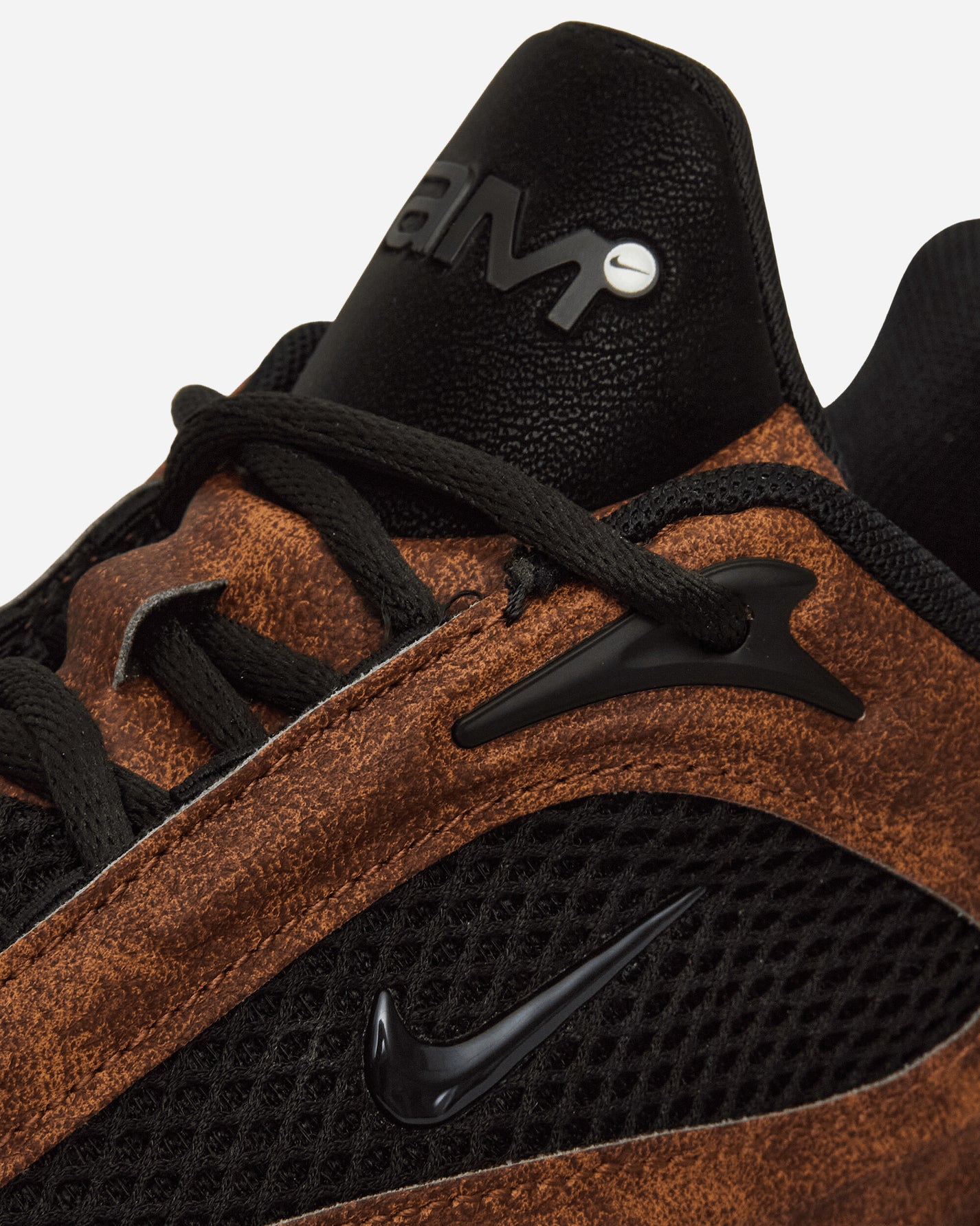 Nike Wmns Nk Air Max Muse Se Lt British Tan/Blcak Sneakers Low HQ1831-200