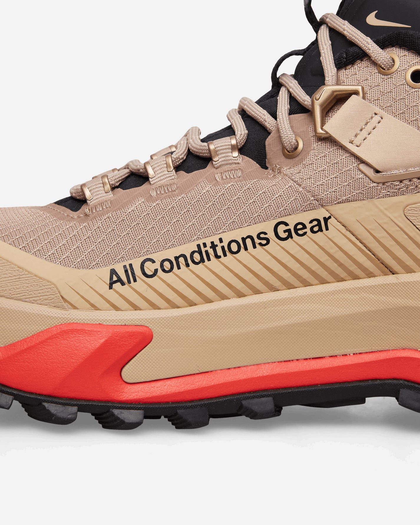 Nike Nike Acg Zegama Hike British Khaki/Linen Sneakers Mid IO7854-200