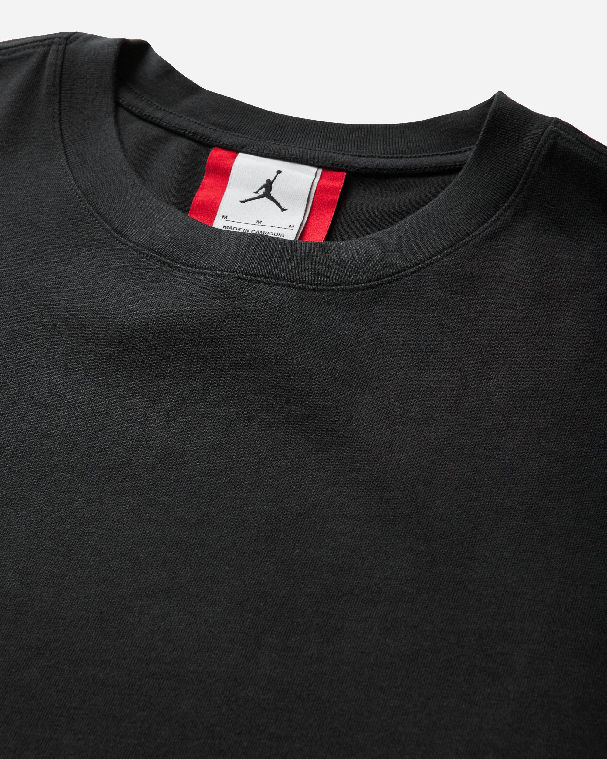 Nike Jordan M J Essntl Ss Tee Black T-Shirts Shortsleeve IV0490-010