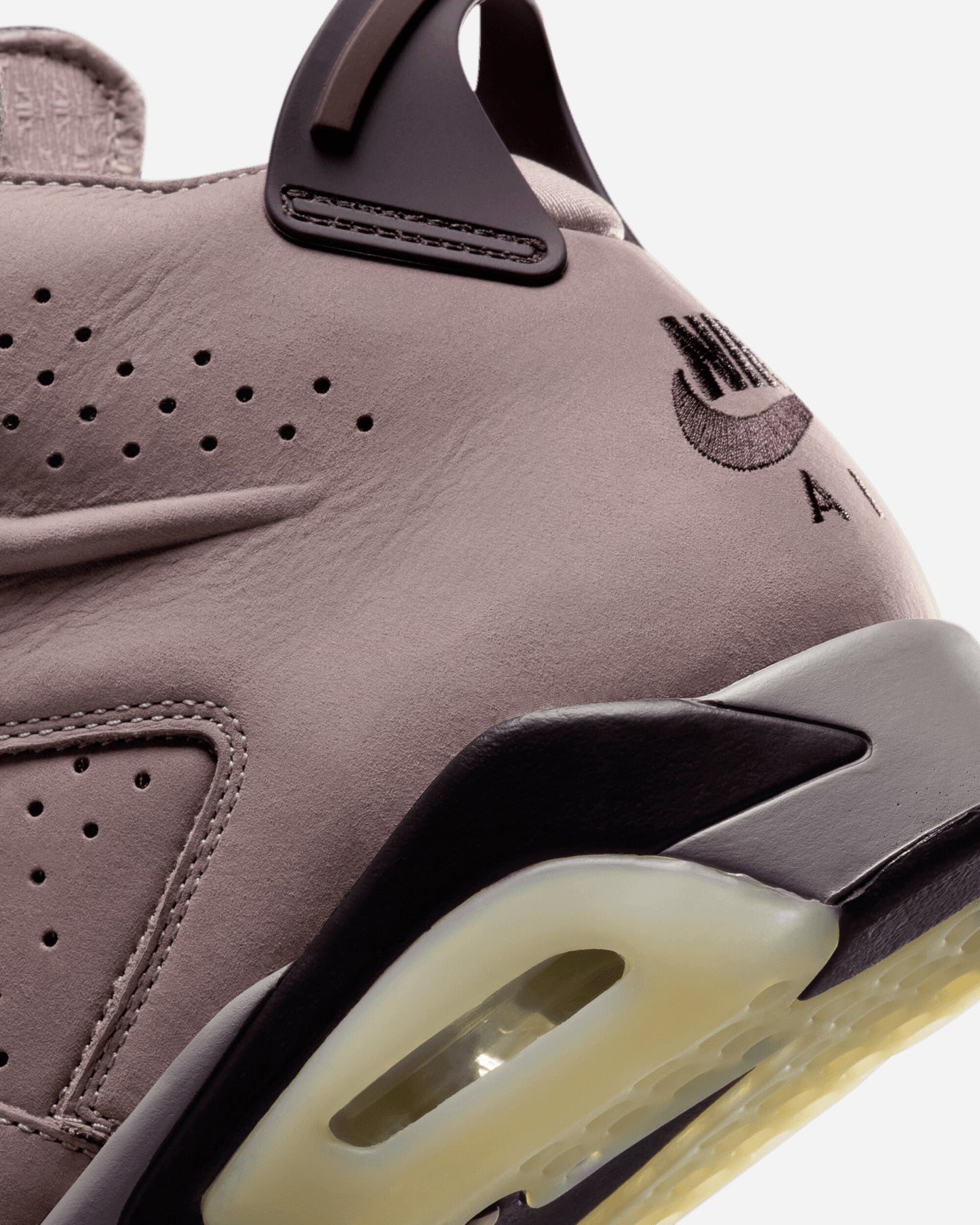 Nike Jordan Air Jordan 6 Retro Sp Amm Vapor Mauve/Burgundy Ash Sneakers High IF3103-200