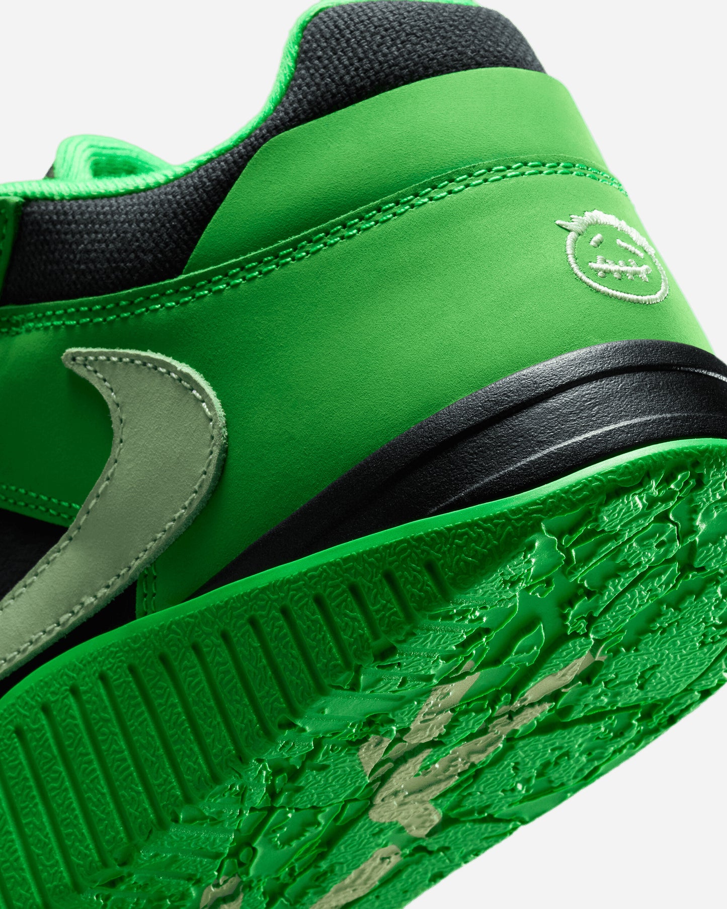 Nike Jordan Jordan CJ1 T Rexx Green Spark/Vapor Green/Black Sneakers Mid IM9113-300
