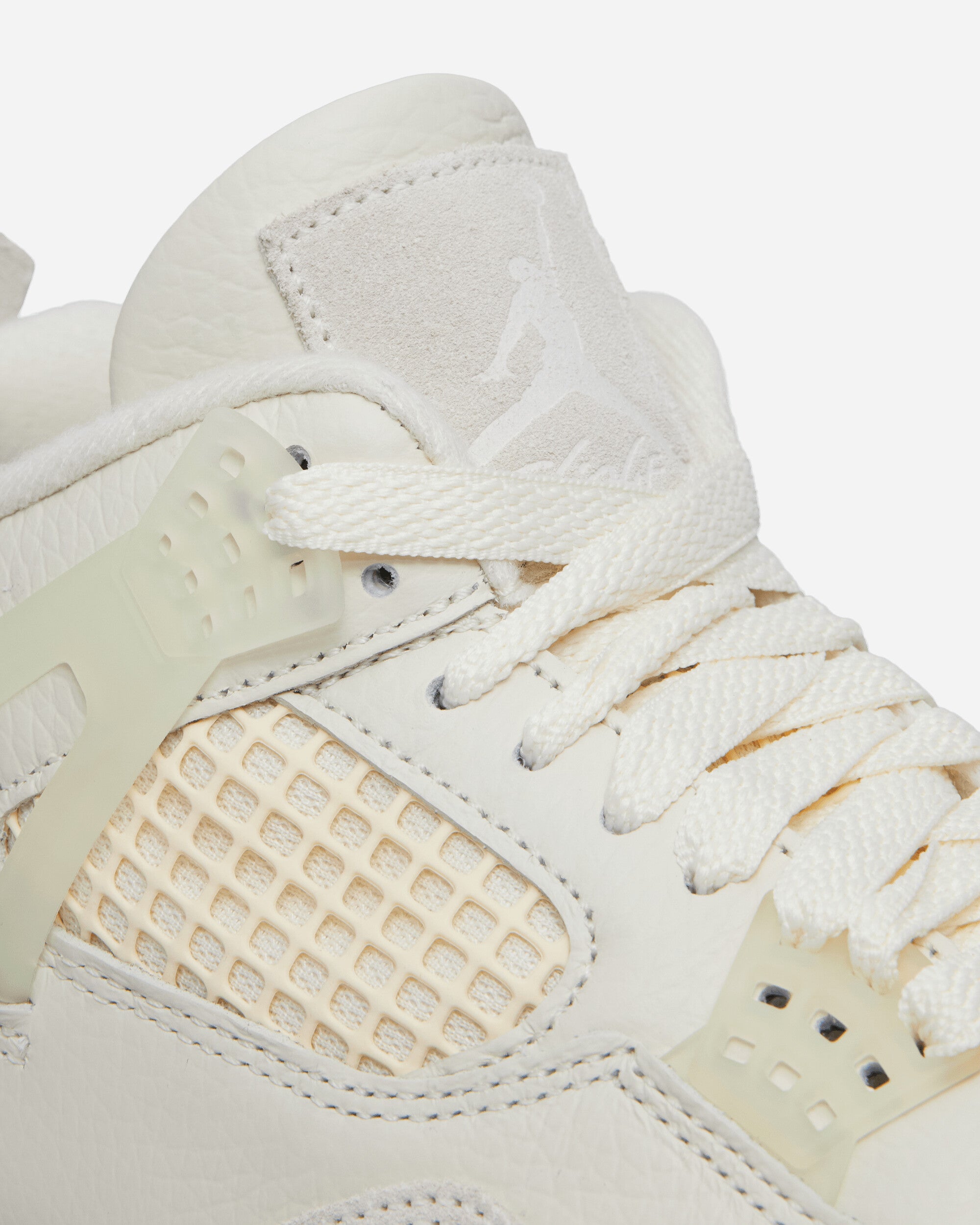 Nike Jordan Wmns Wmns Air Jordan 4 Retro Coconut Milk/Bright Mango Sneakers Mid HV0823-101