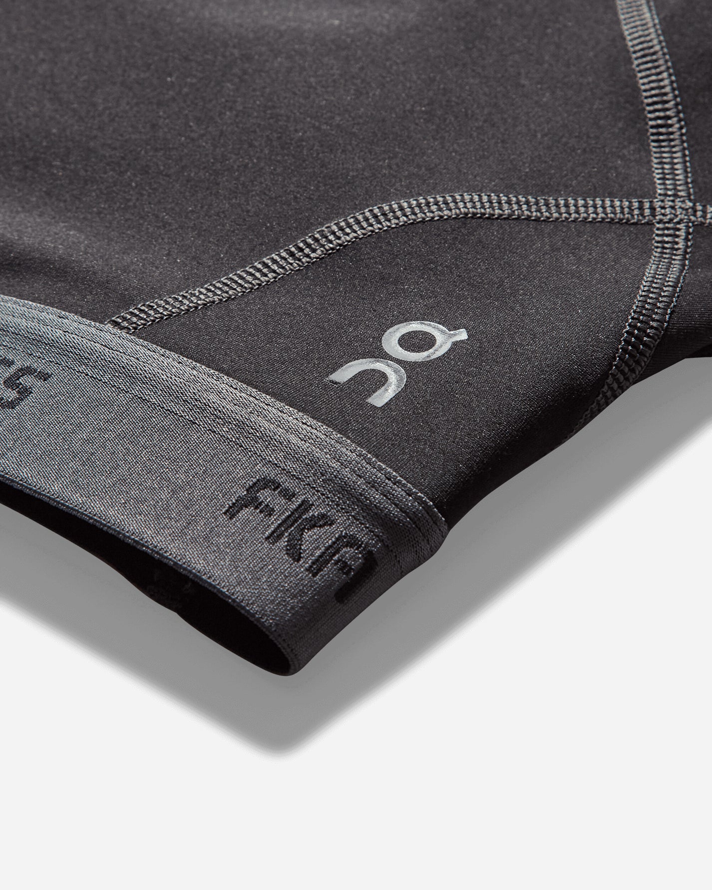 On Wmns Studio Bra Fka Black Underwear Bras 1WF11650553 BLACK