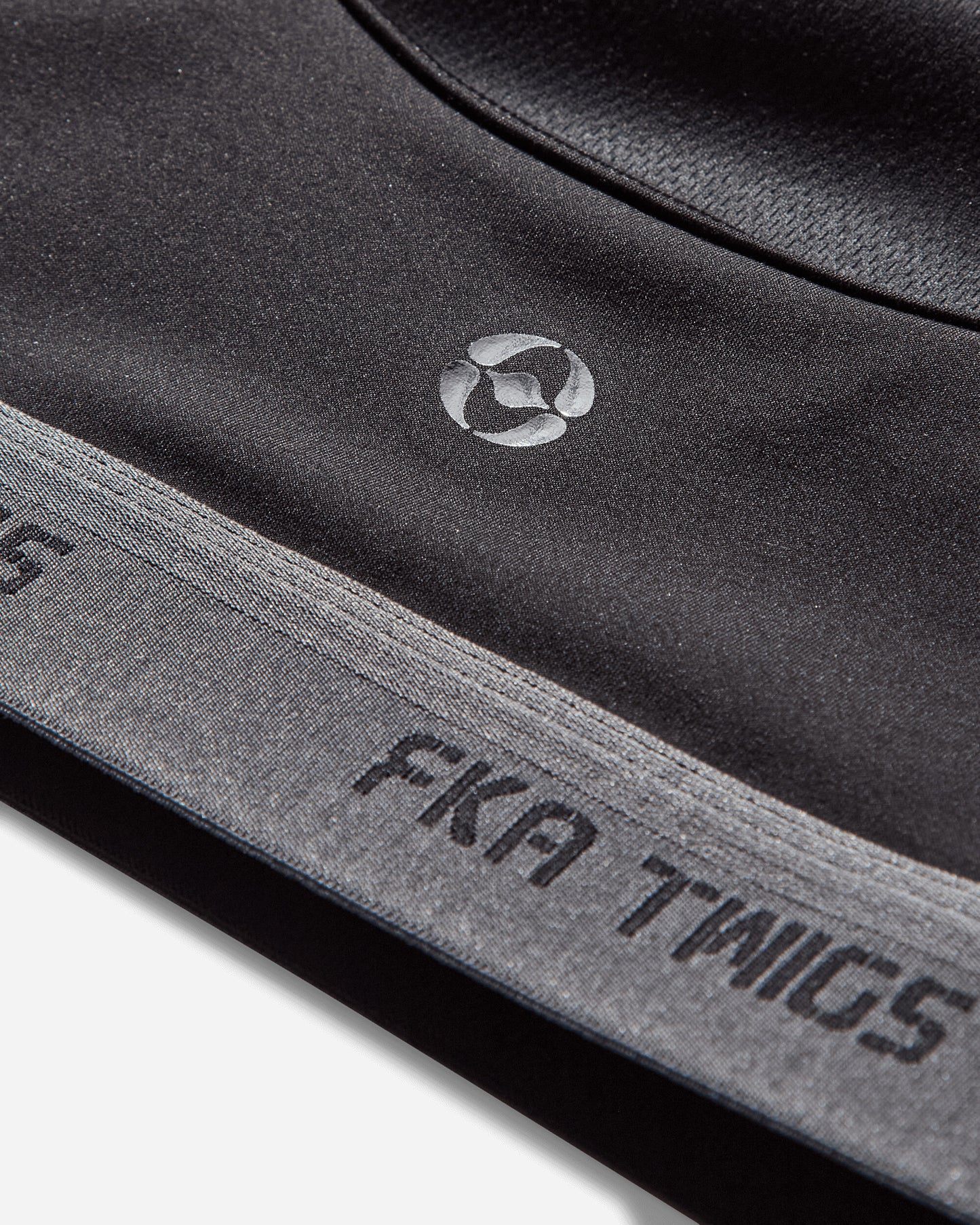 On Wmns Studio Bra Fka Black Underwear Bras 1WF11650553 BLACK