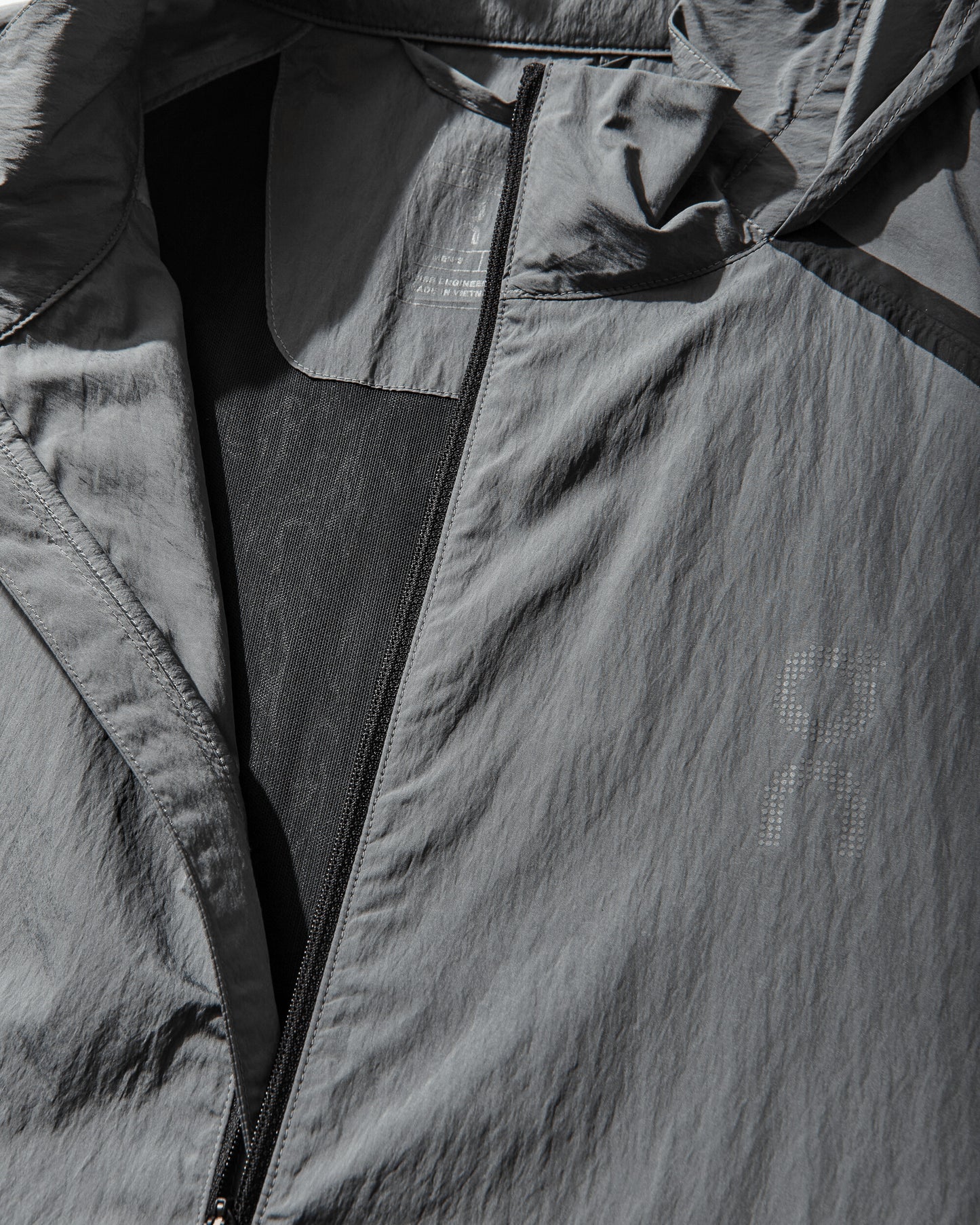 On Performance Volt Jacket Glacier Coats and Jackets Jackets 1MG10700561 050