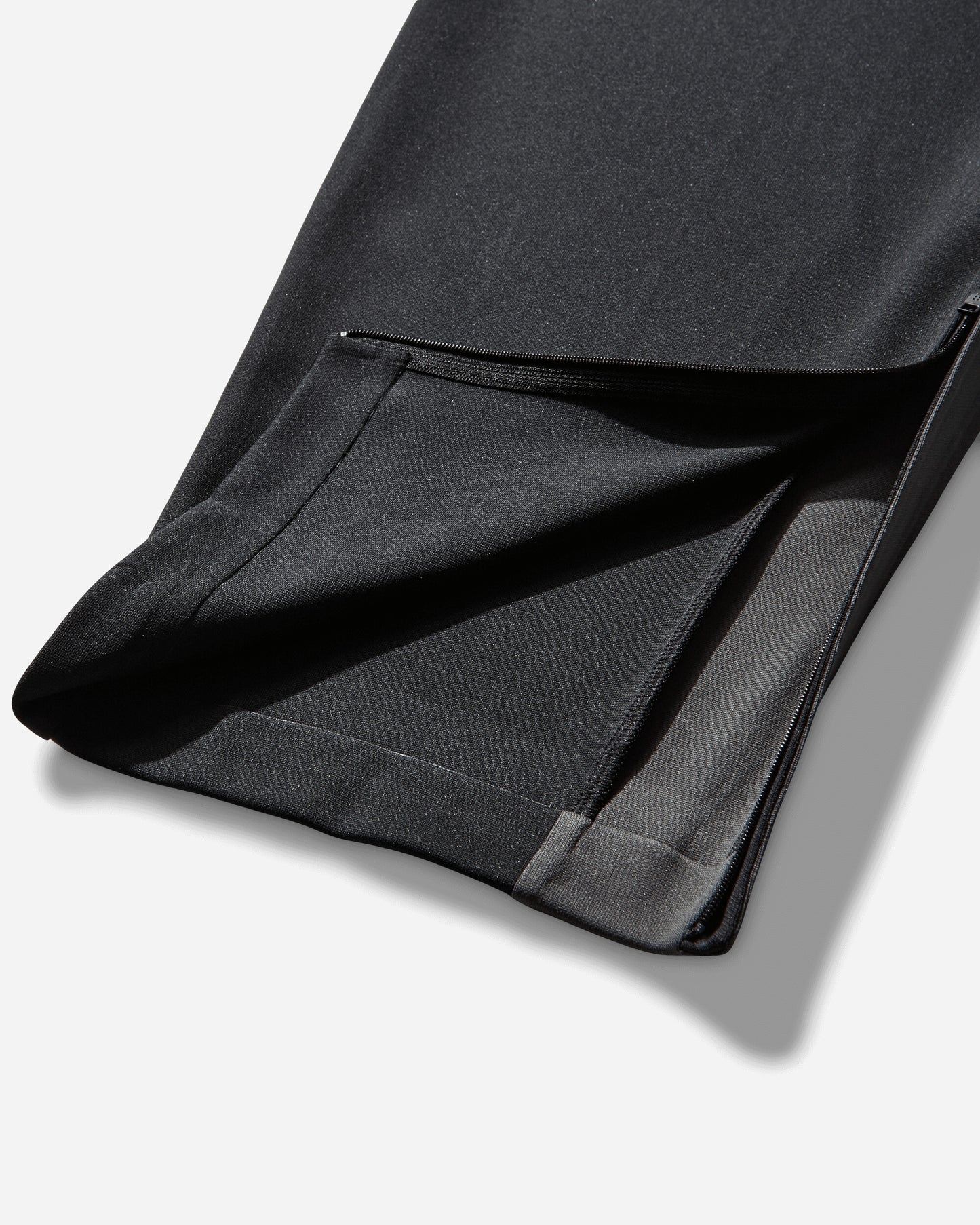 On Track Pants Ikon Black Coats and Jackets Jackets 1UF30090106 002