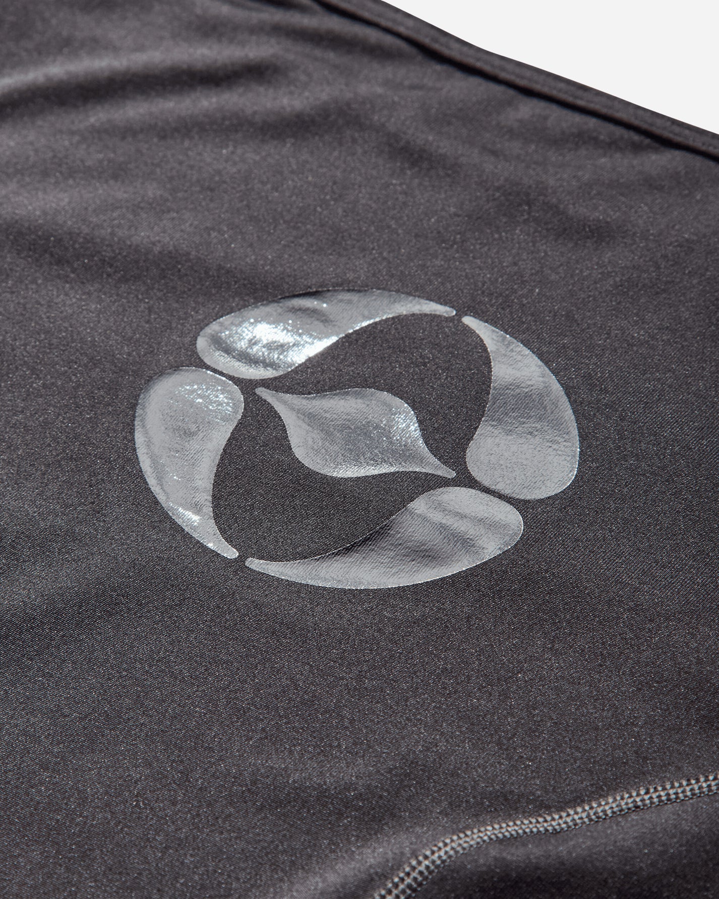 On Wmns Studio Long Sleeve Fka Black T-Shirts Longsleeve 1WF11620553 BLACK