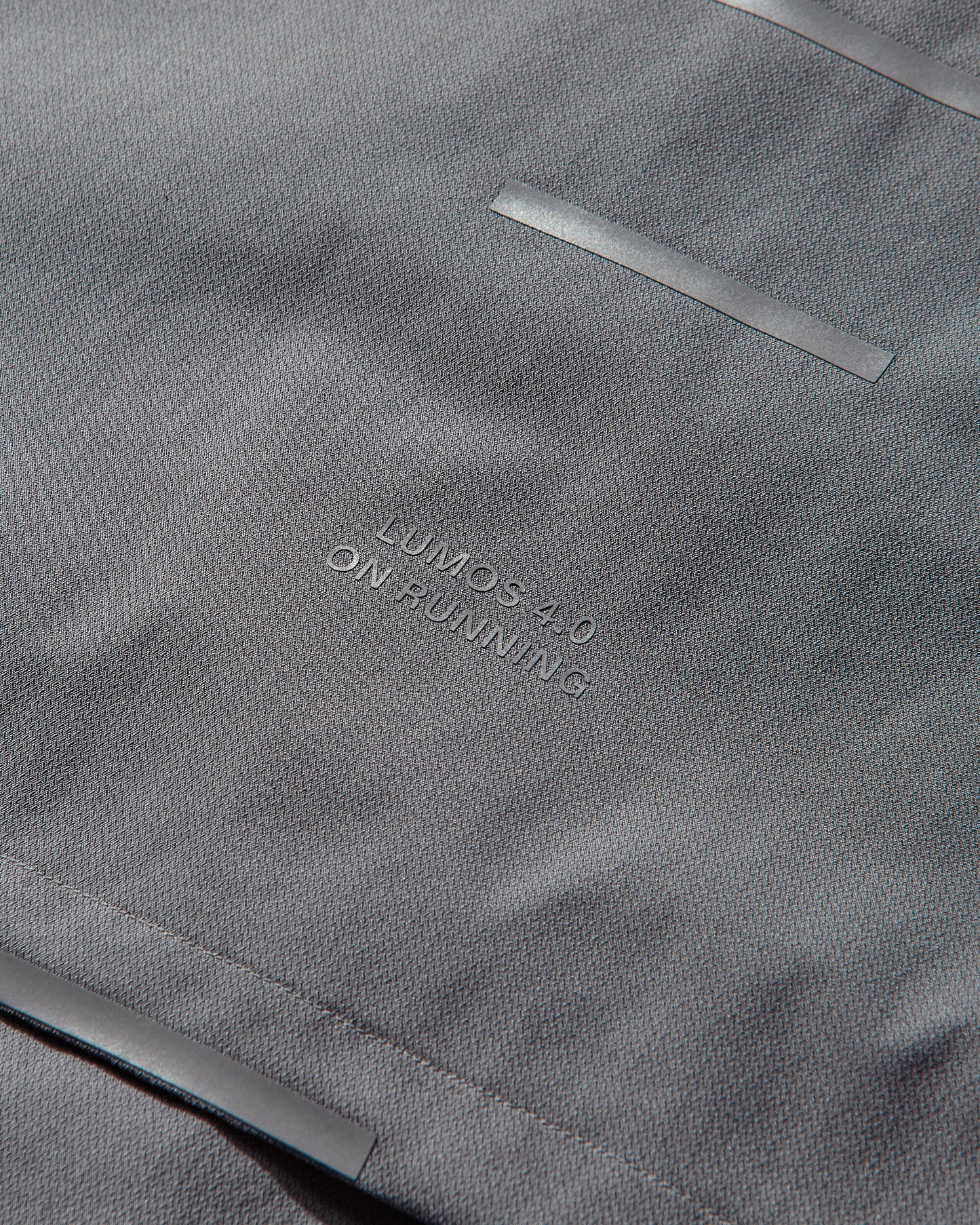 On Weather Jacket Lumos Eclipse Coats and Jackets Windbreakers 1MF30242608 030