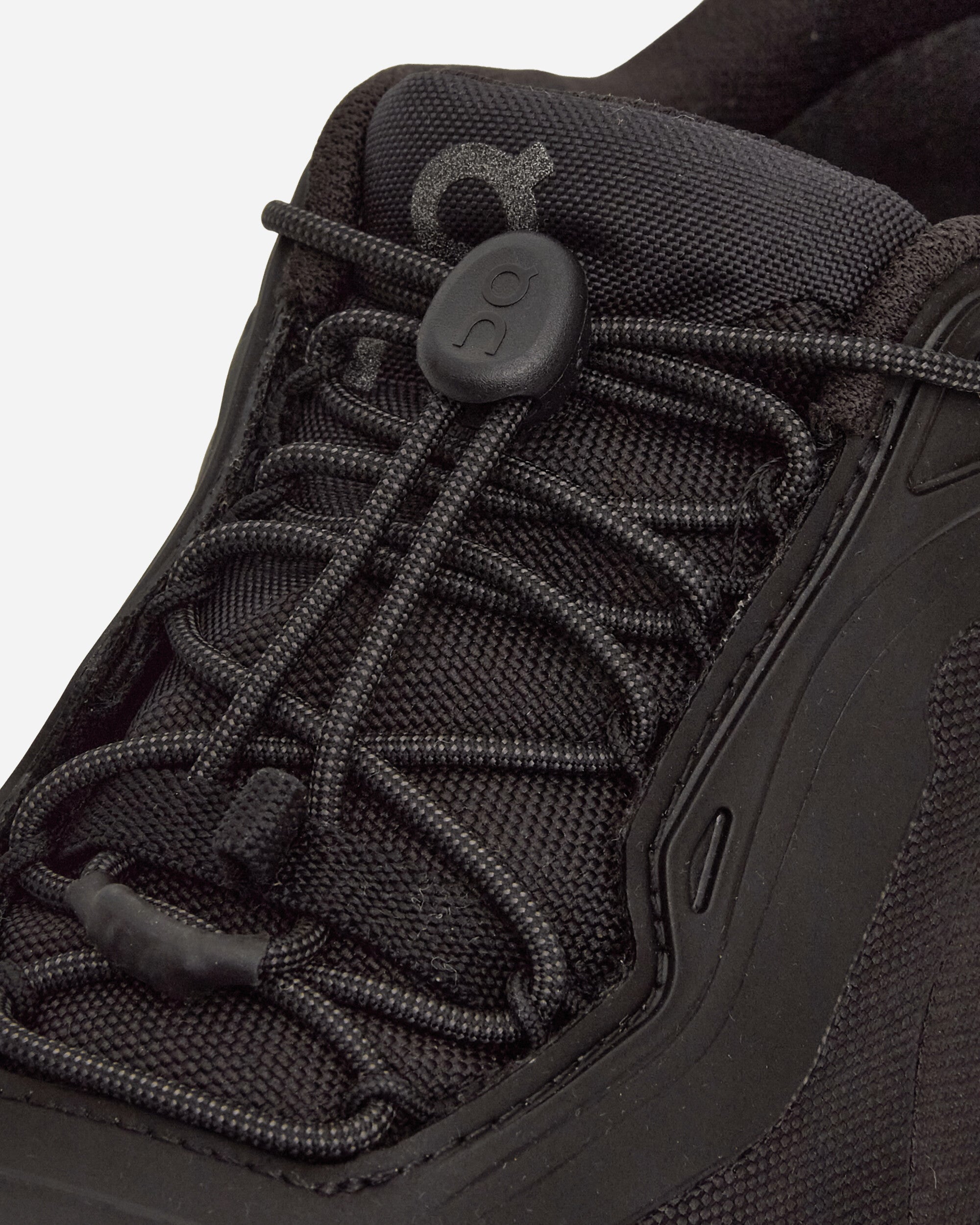 On Cloud 6 Geo Wp Black/Black Sneakers Low 3MG10421043 002